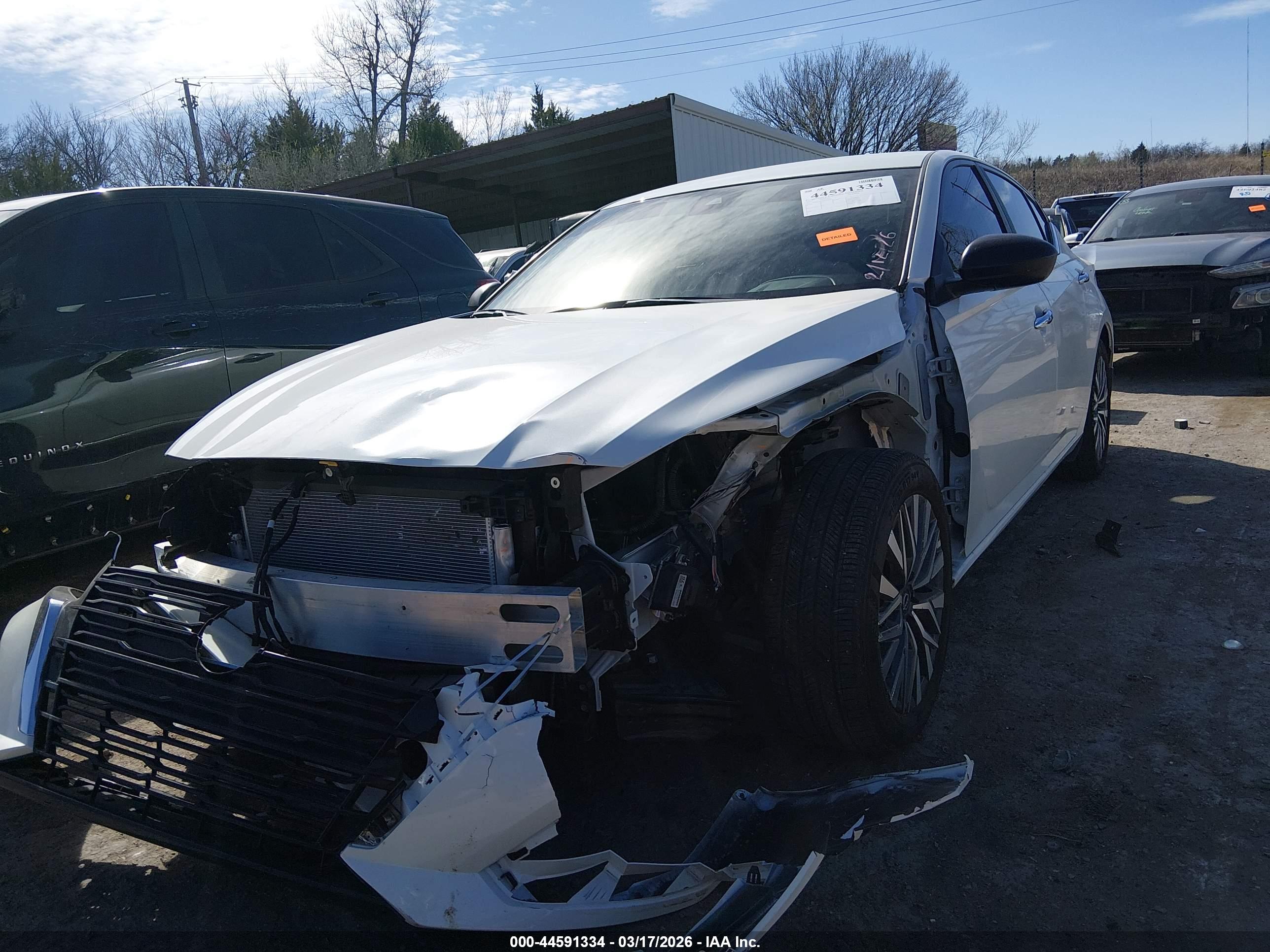 NISSAN ALTIMA image 2