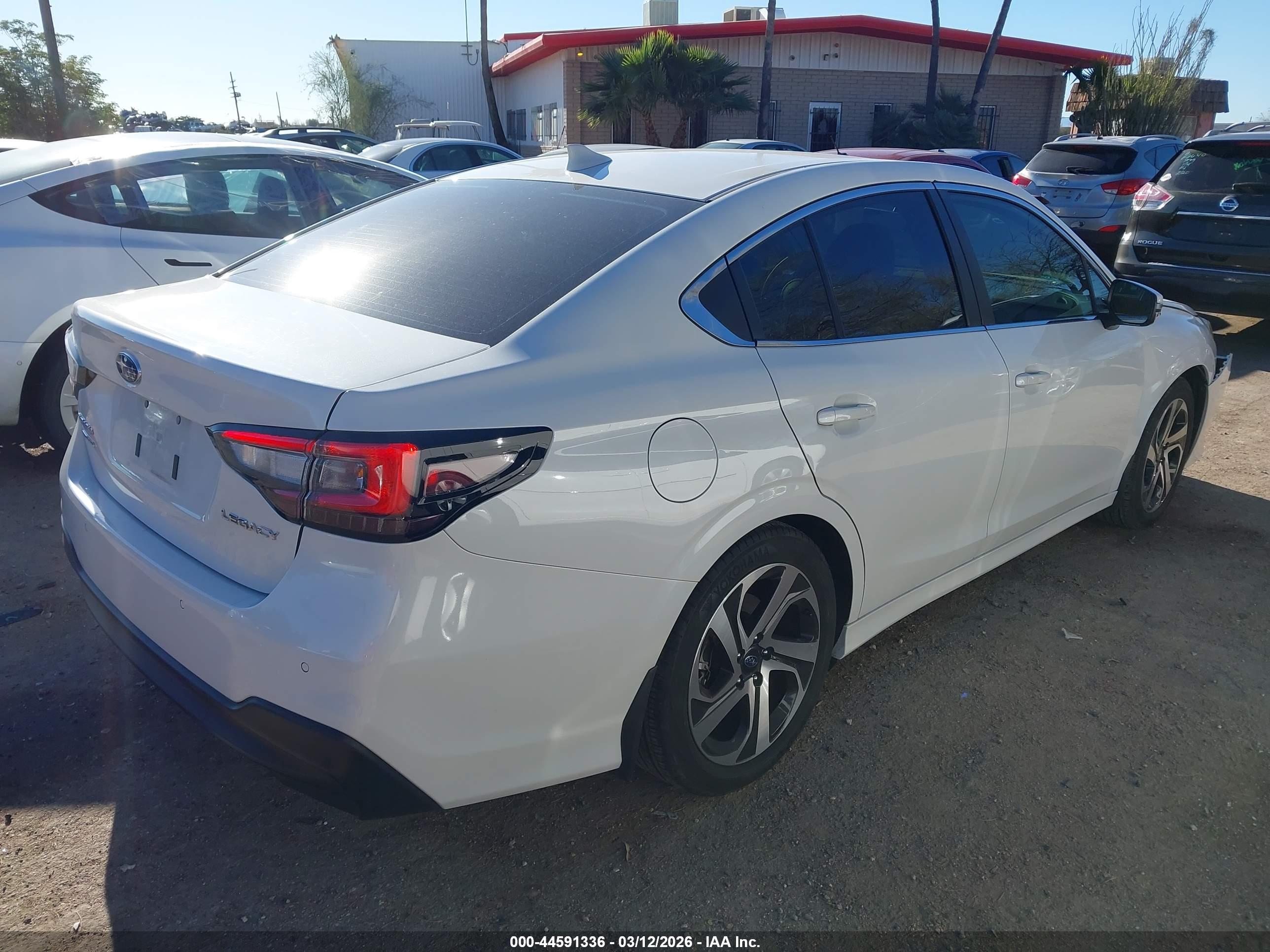 SUBARU LEGACY image 4