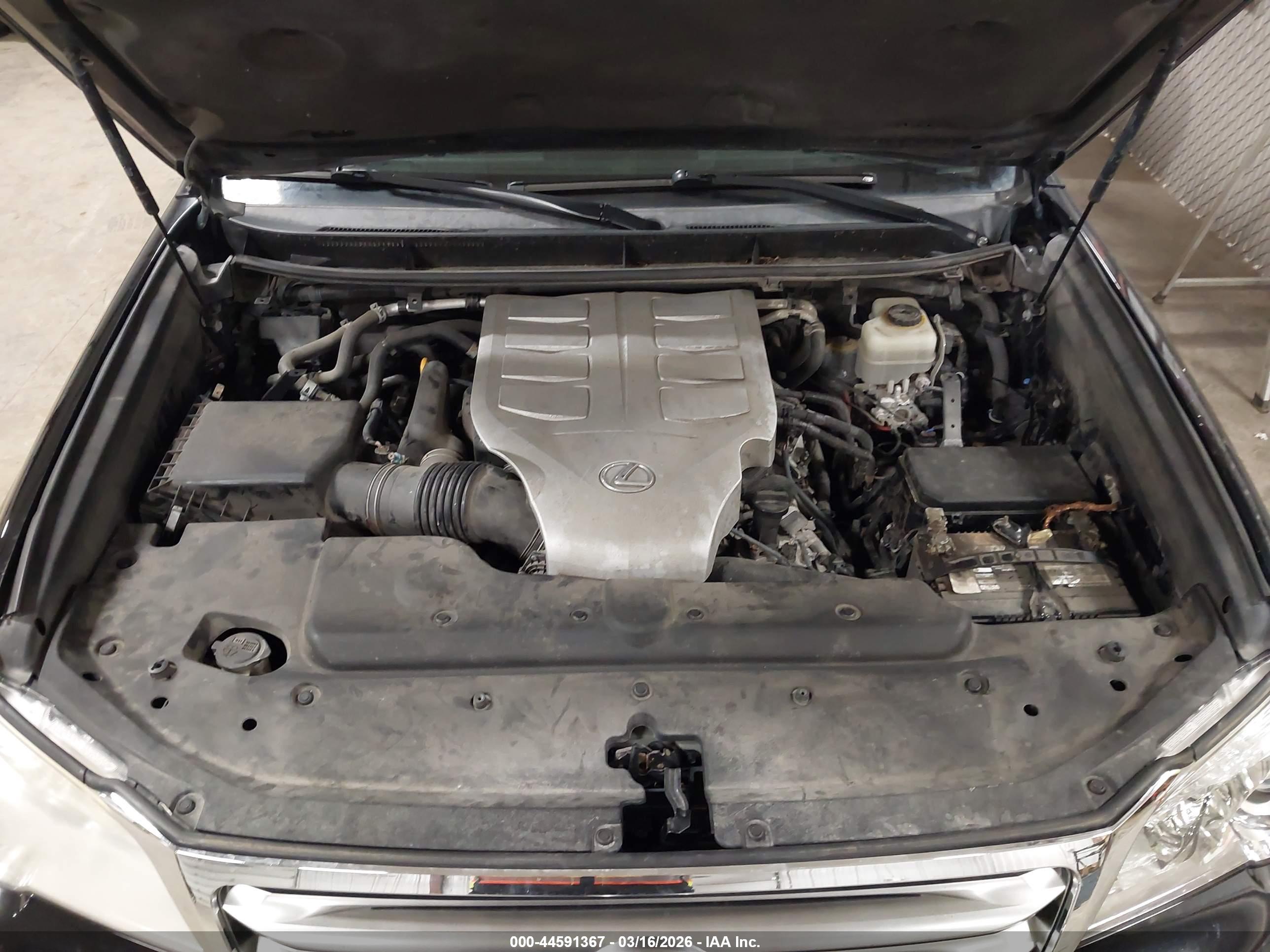 LEXUS GX image 10