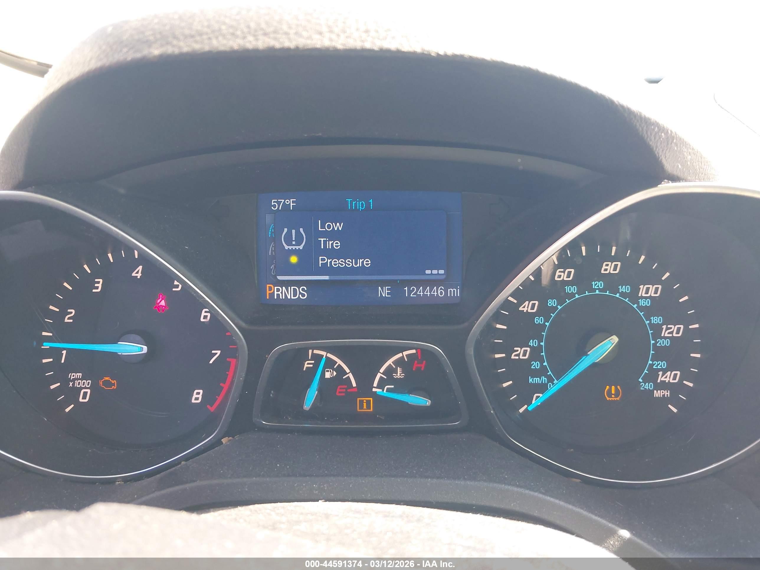 FORD ESCAPE image 7
