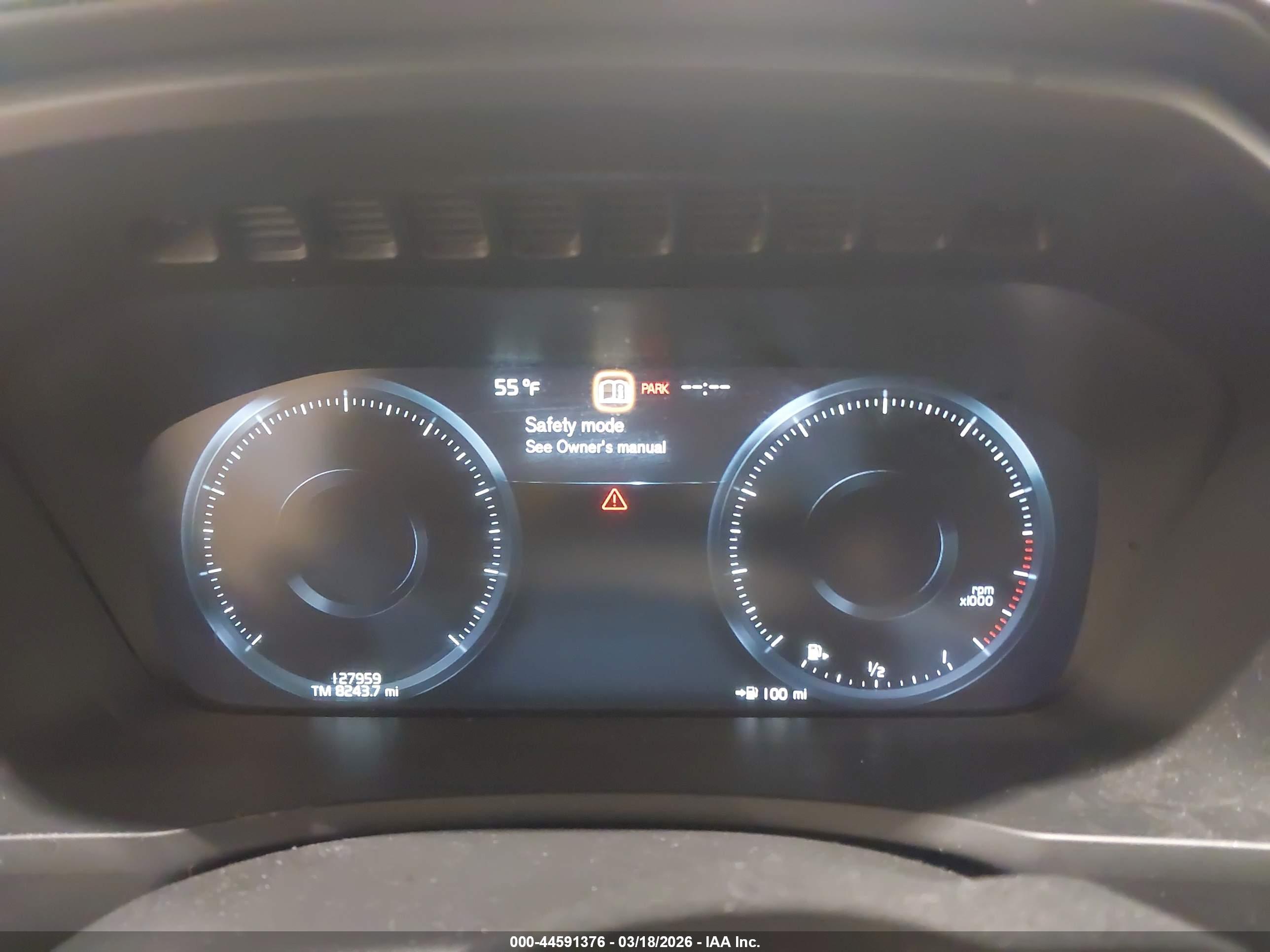 VOLVO XC90 image 7