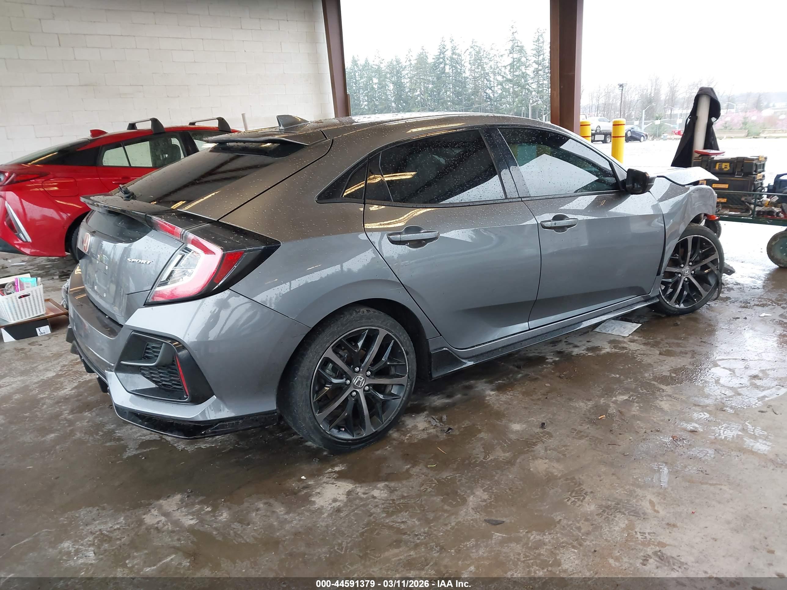 HONDA CIVIC image 4
