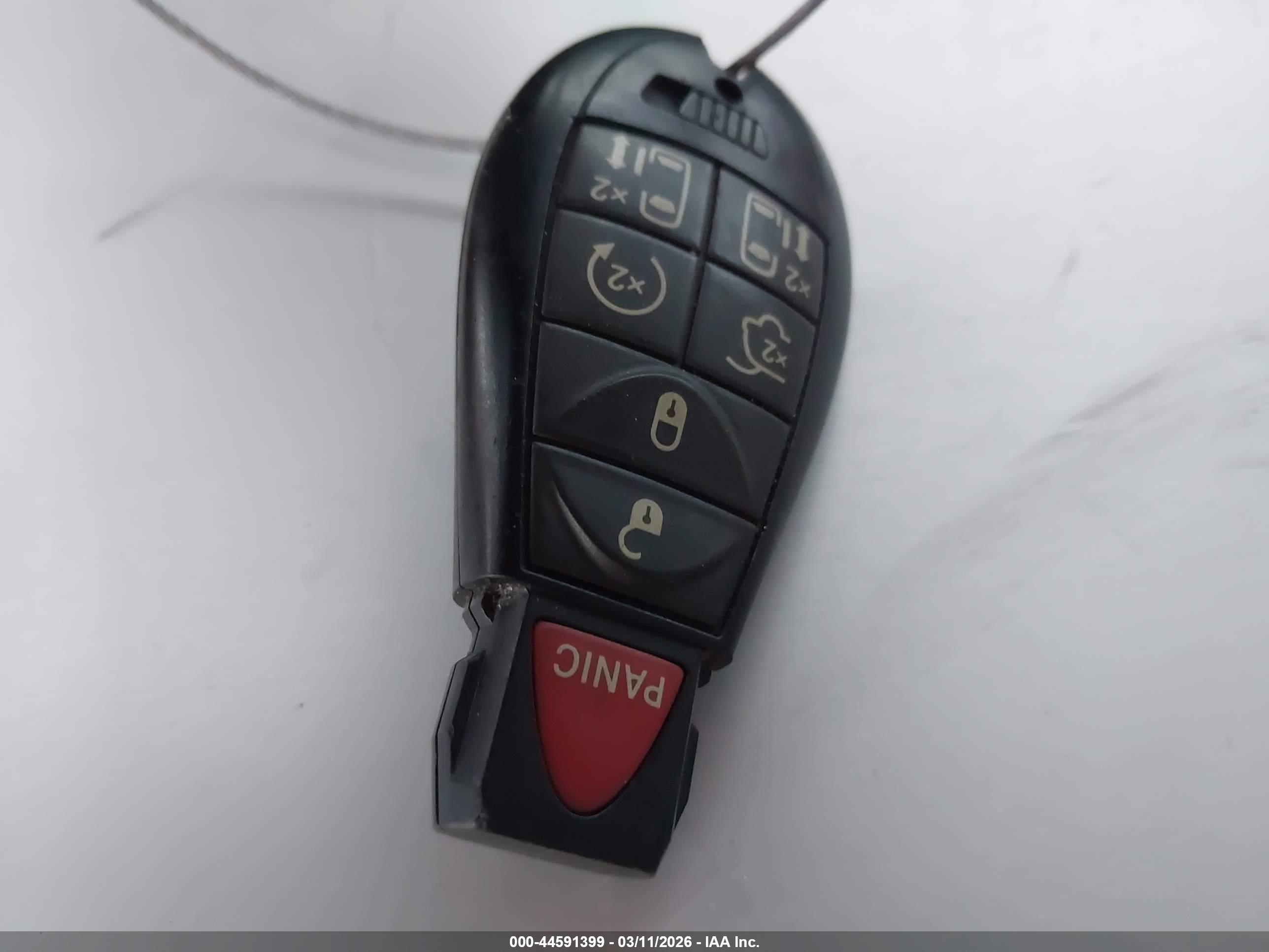 CHRYSLER TOWN image 11