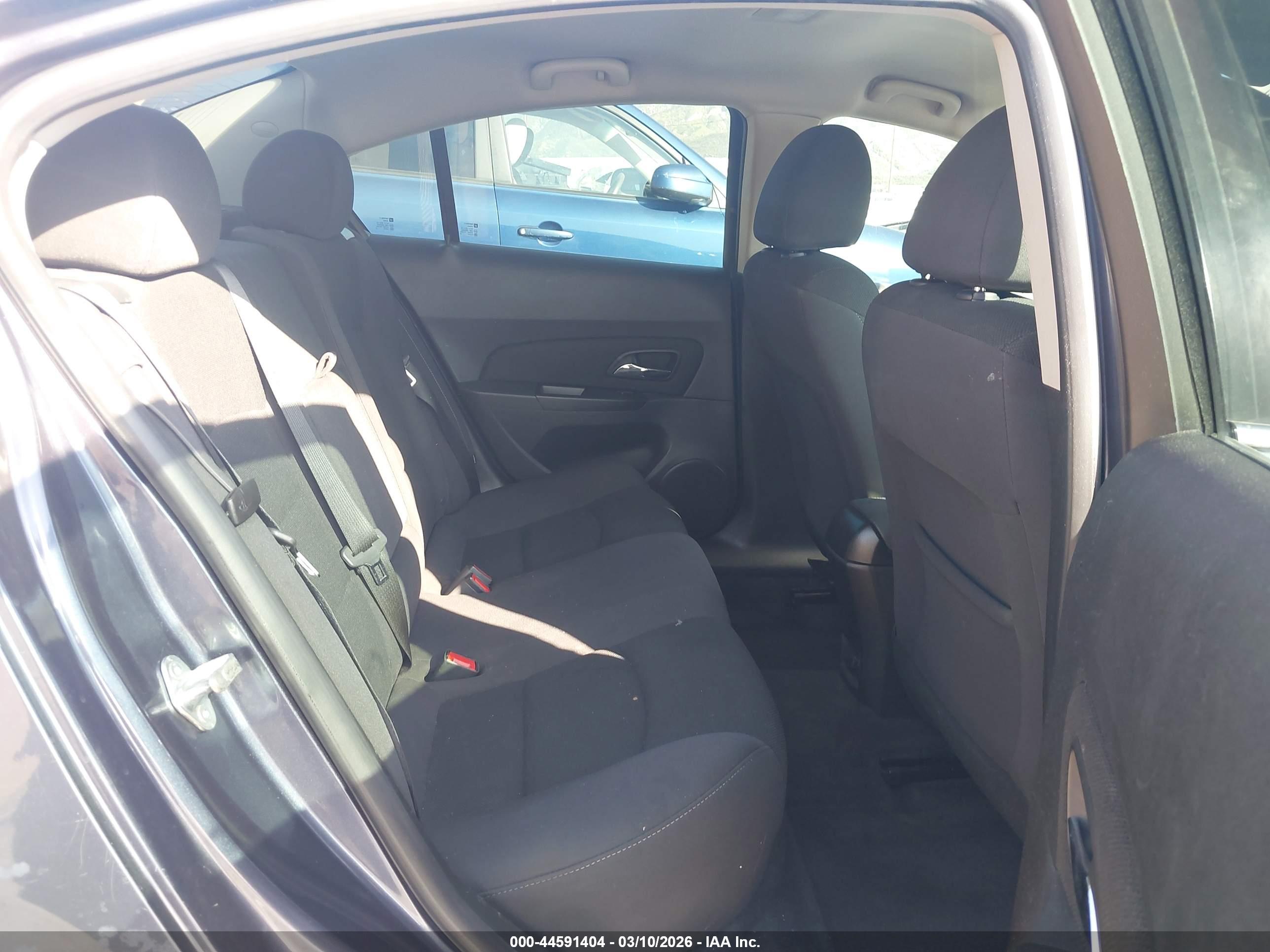 CHEVROLET CRUZE image 8