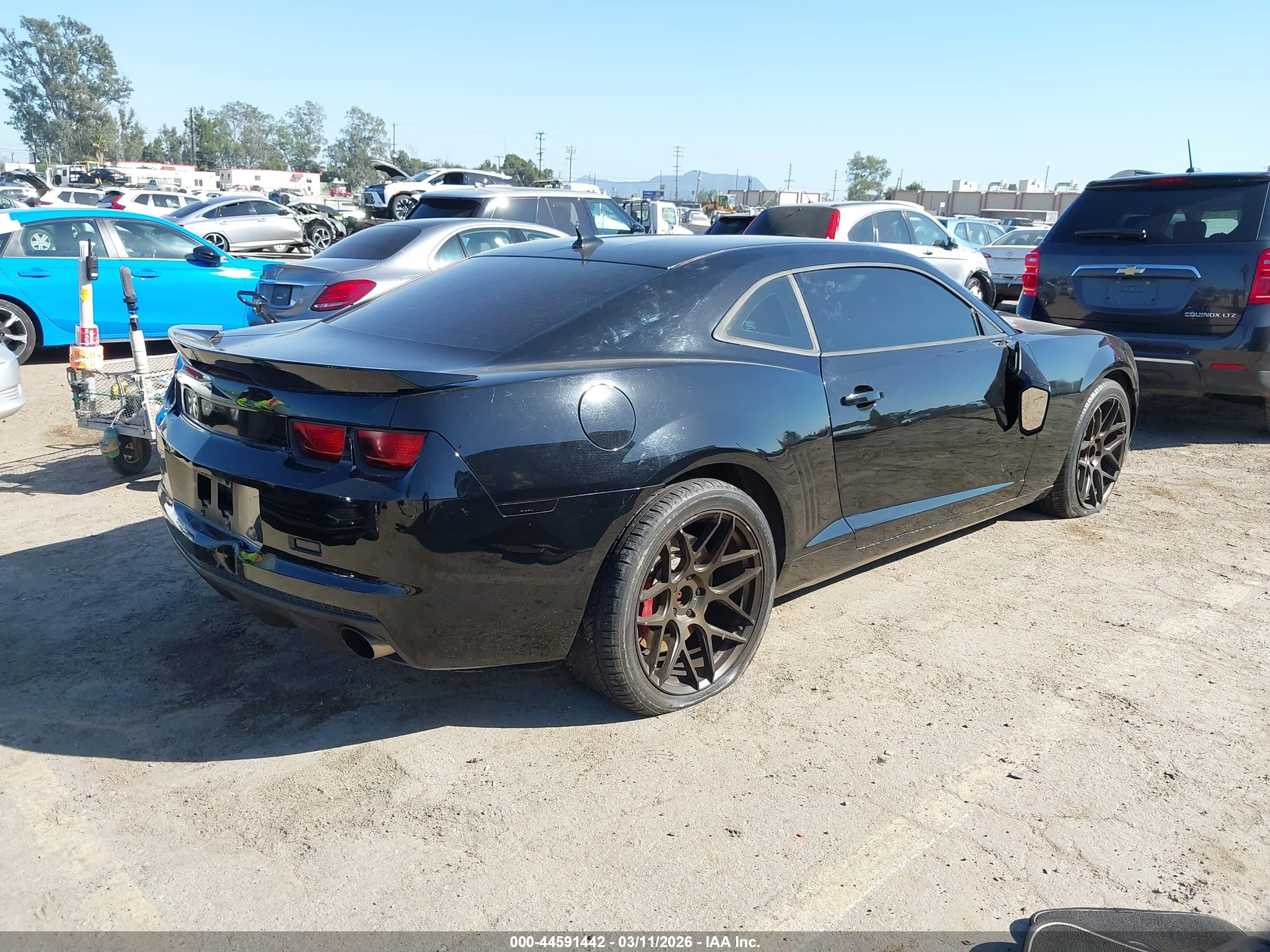 CHEVROLET CAMARO image 4