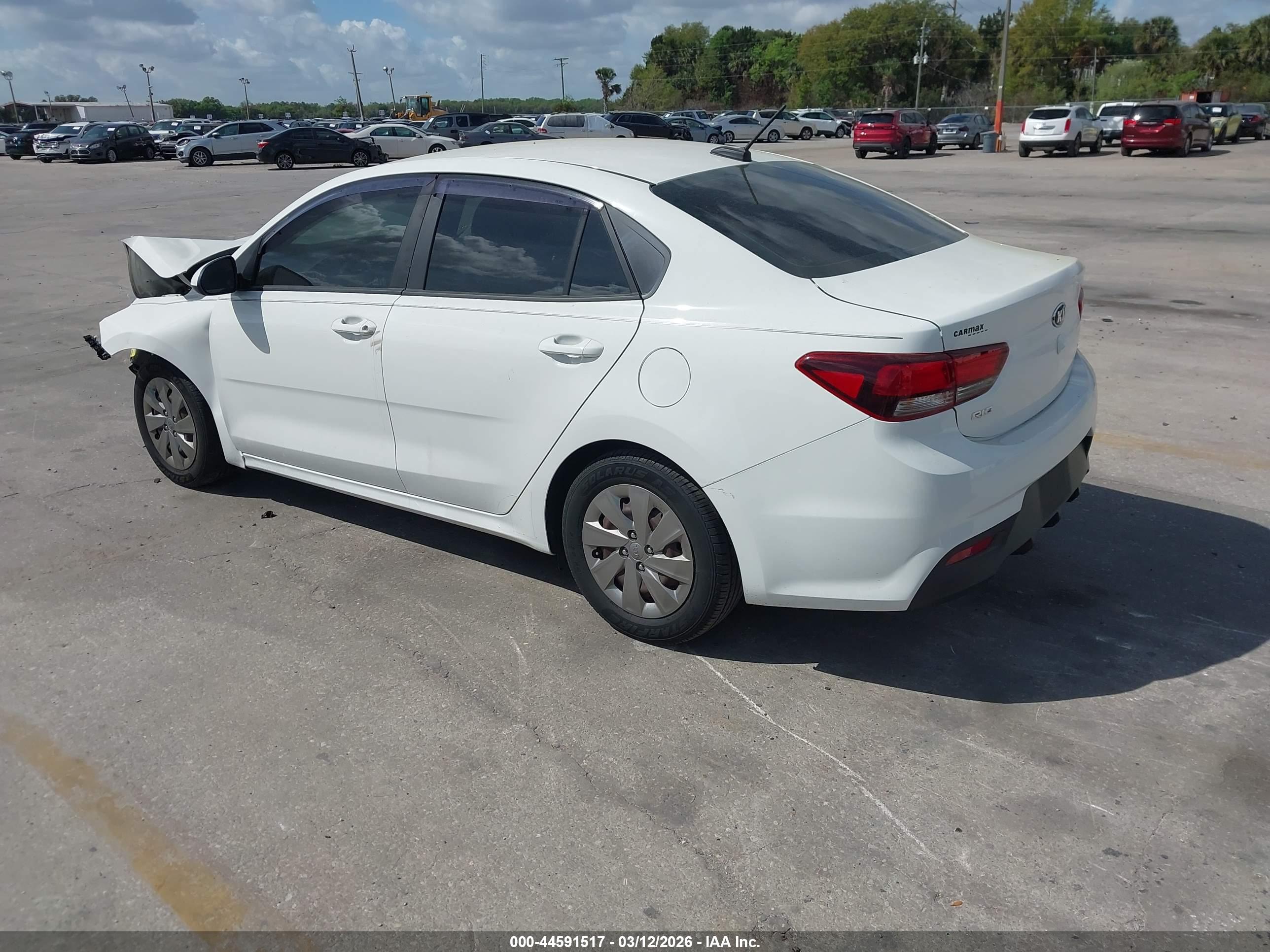 KIA RIO image 3