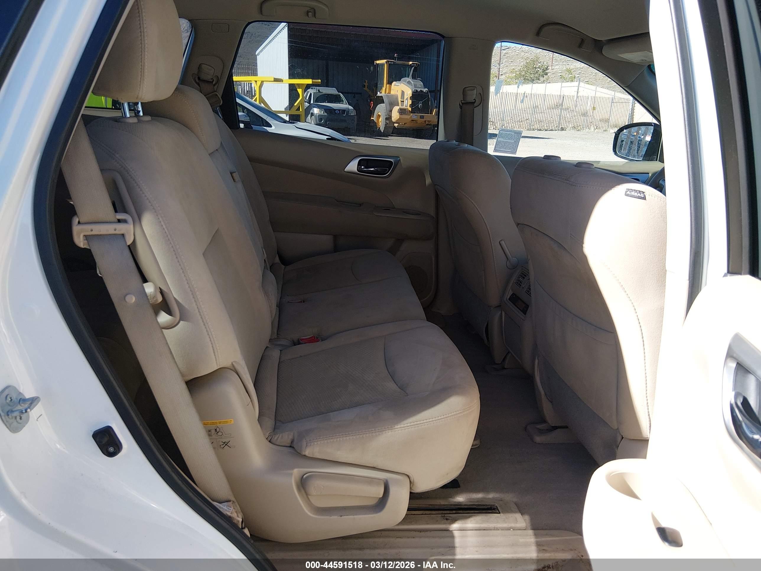 NISSAN PATHFINDER image 8