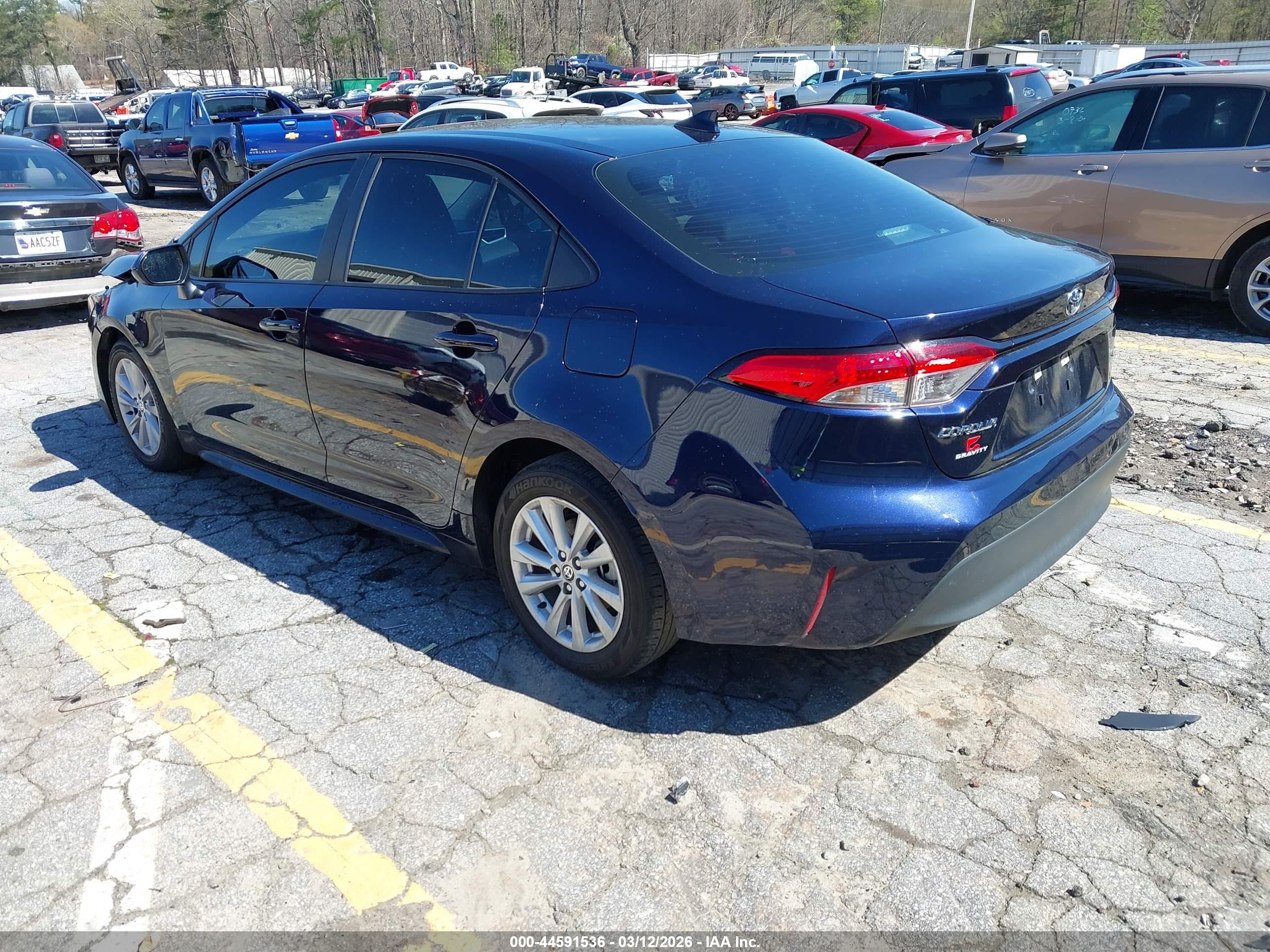 TOYOTA COROLLA image 3