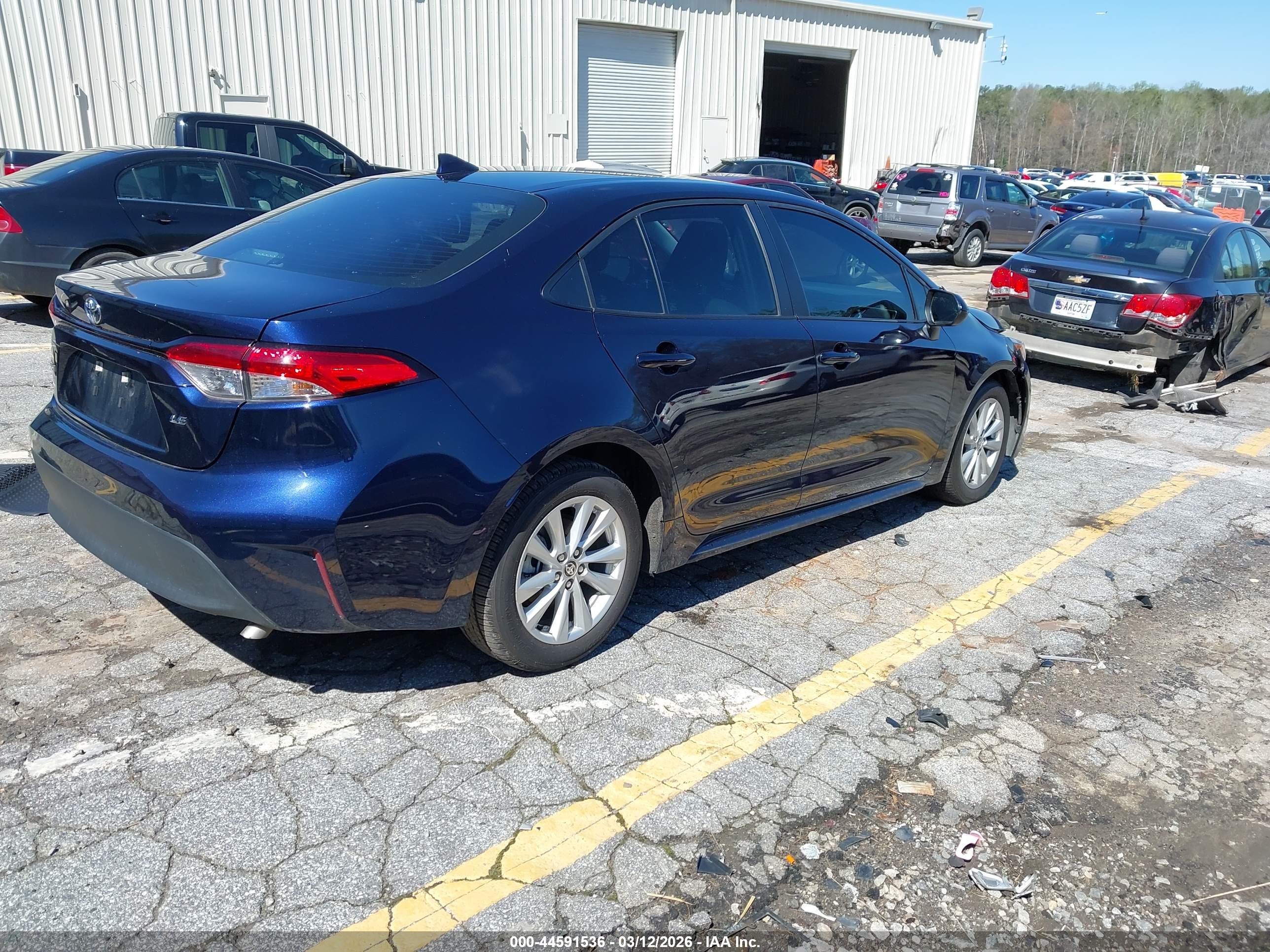 TOYOTA COROLLA image 4