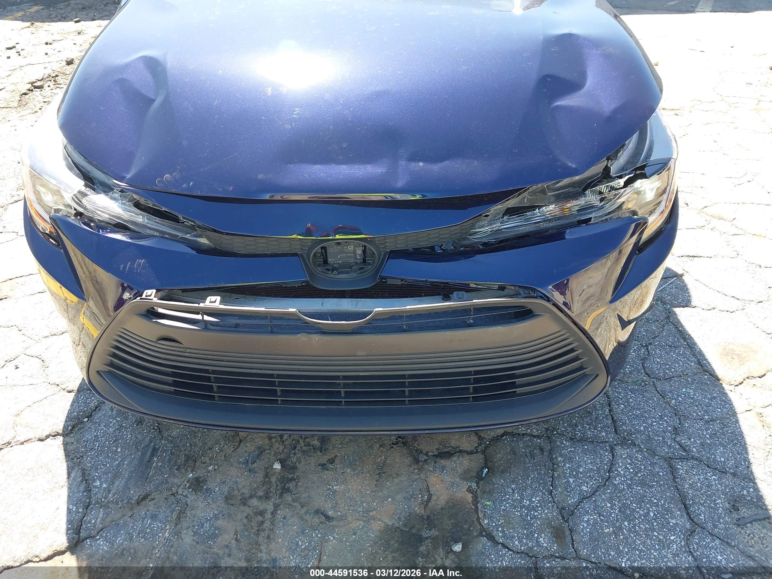 TOYOTA COROLLA image 6
