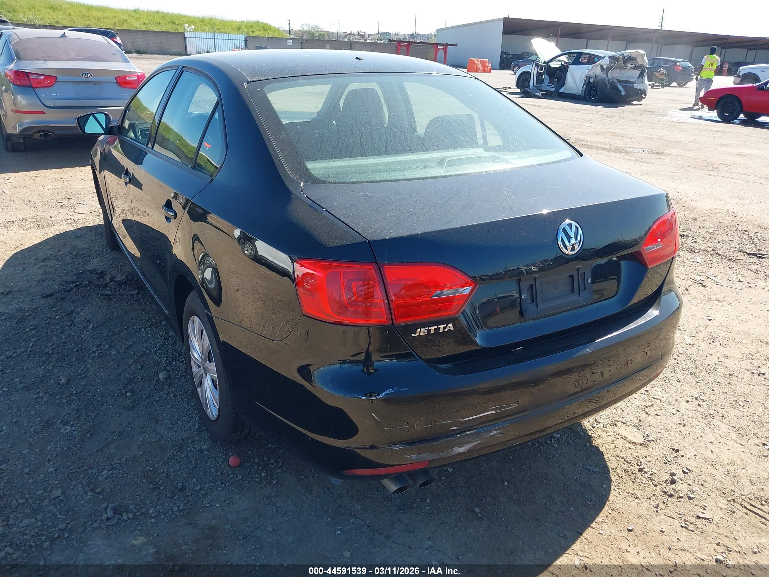 VOLKSWAGEN JETTA image 3