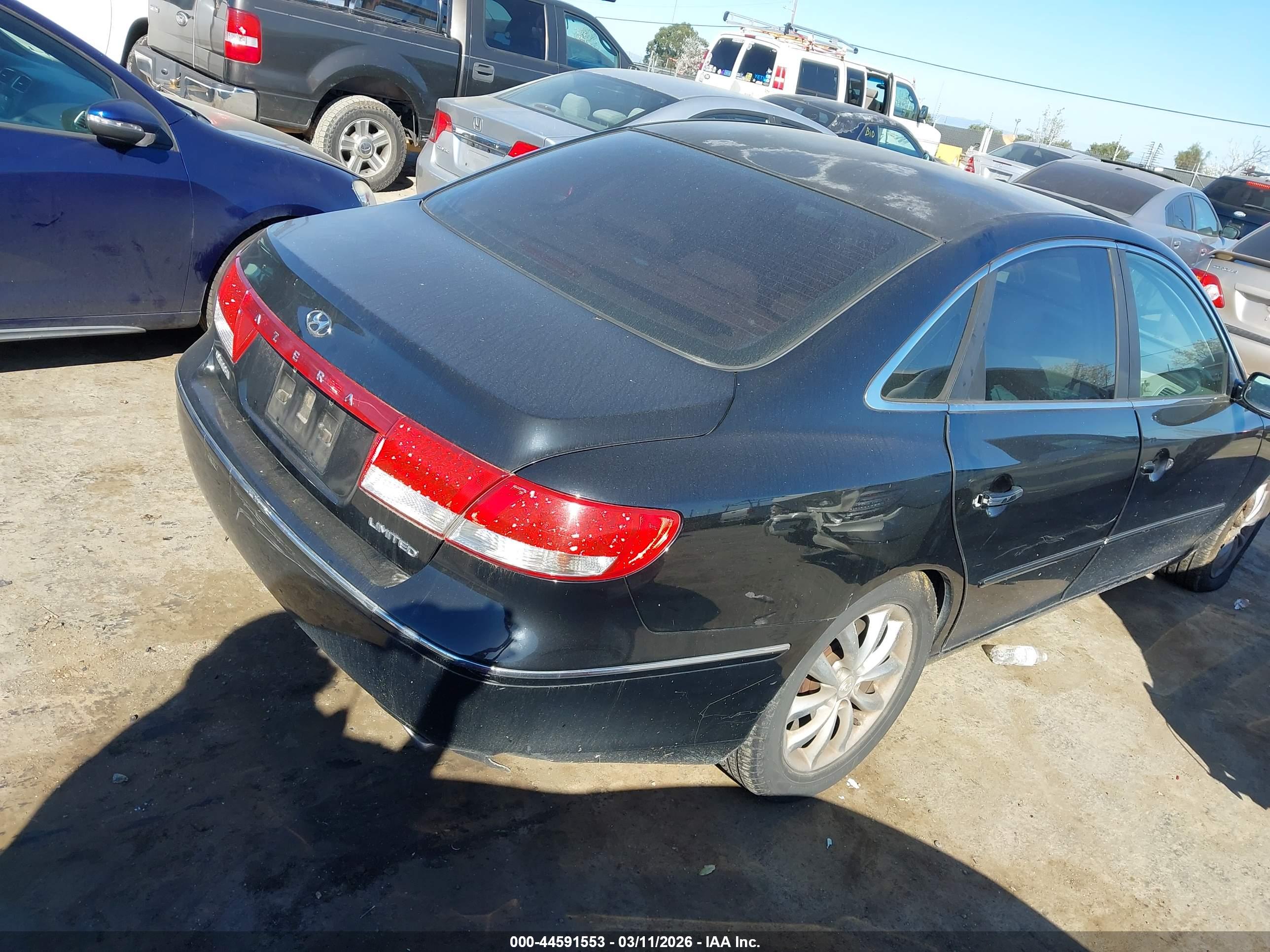 HYUNDAI AZERA image 4