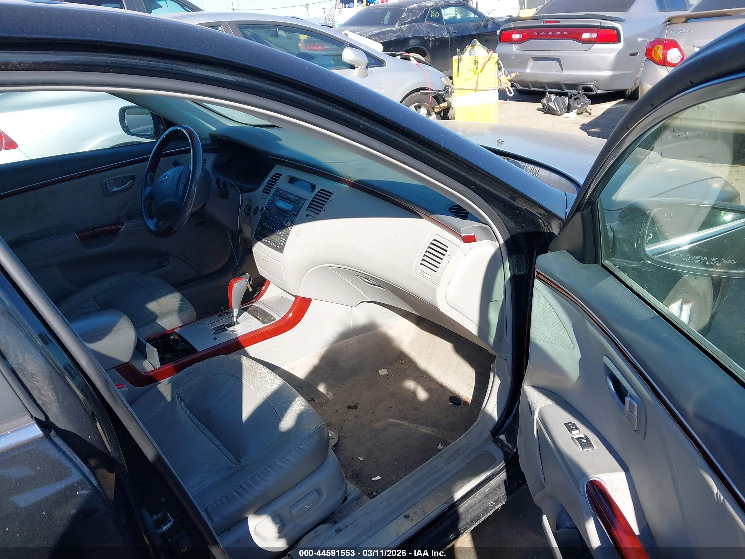 HYUNDAI AZERA image 5