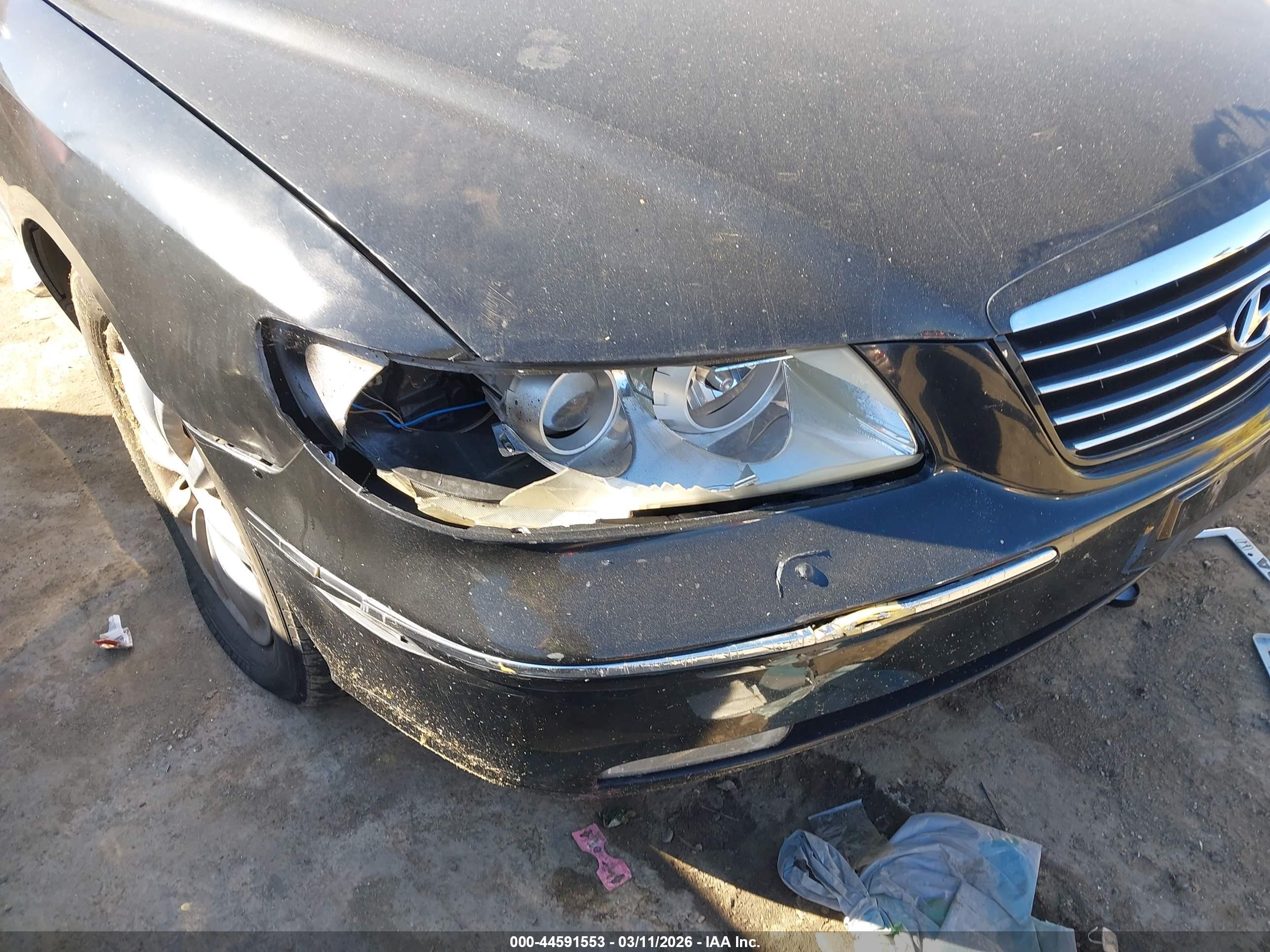 HYUNDAI AZERA image 6