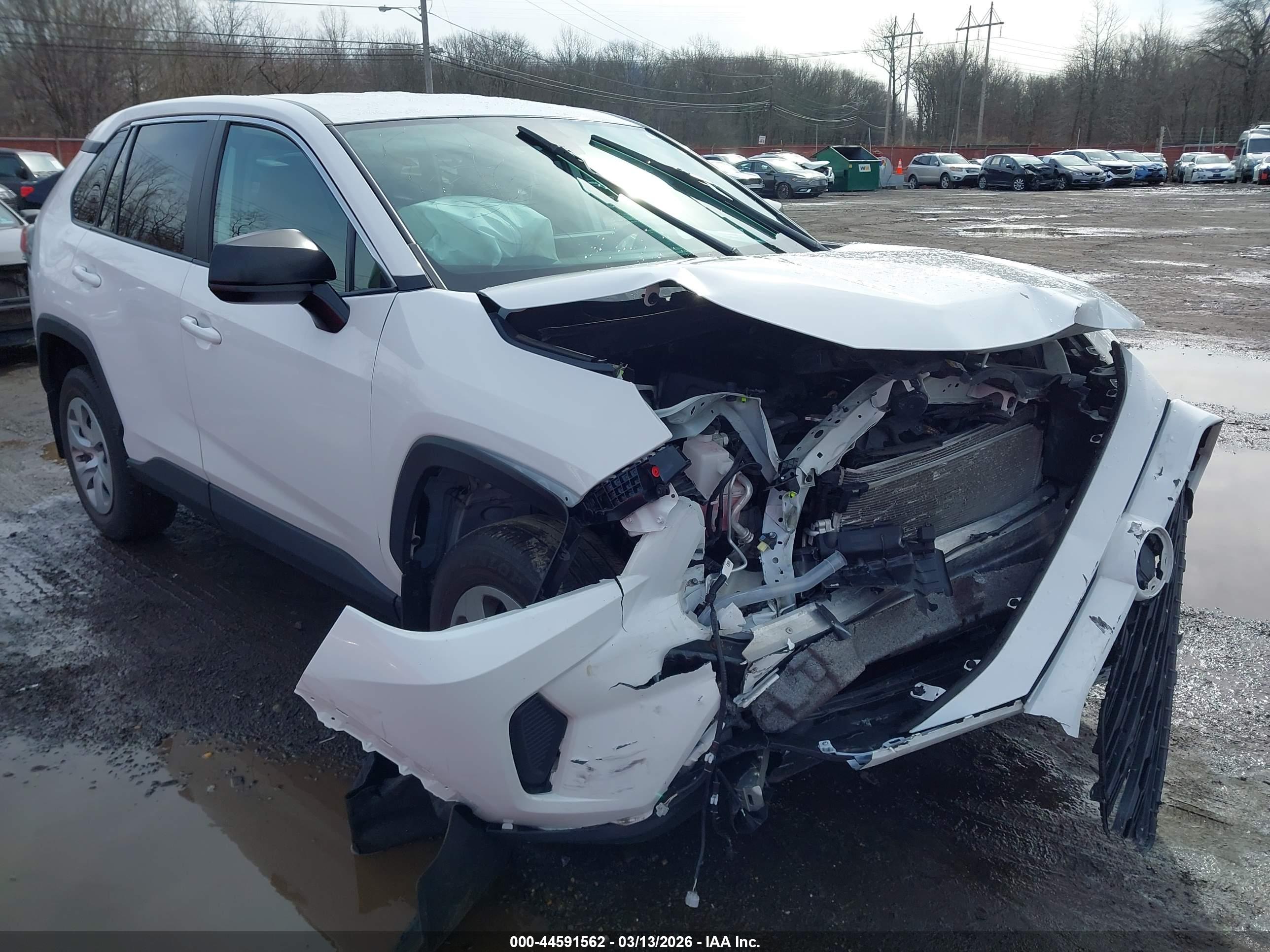 TOYOTA RAV4 image 6