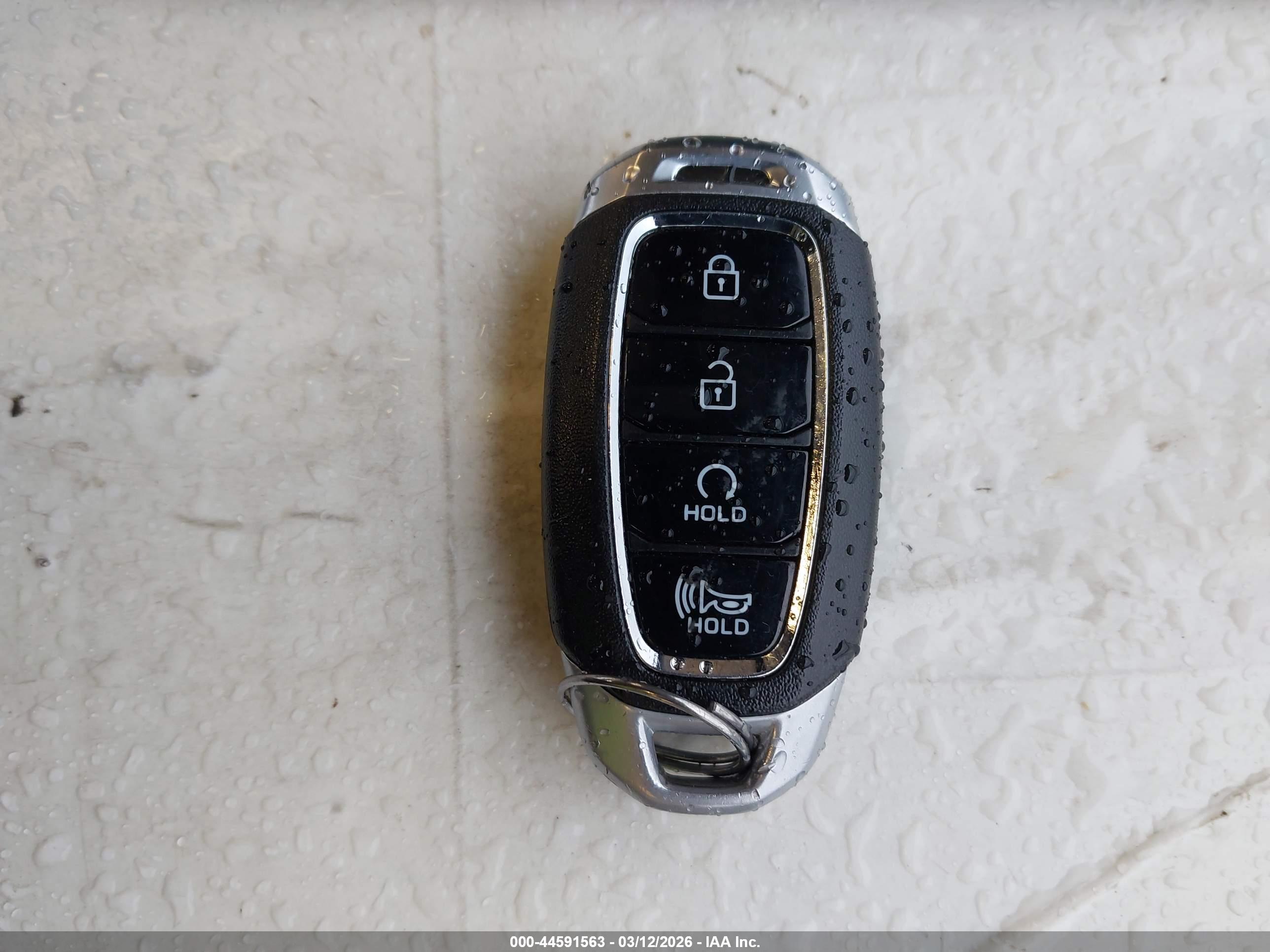 HYUNDAI KONA image 11