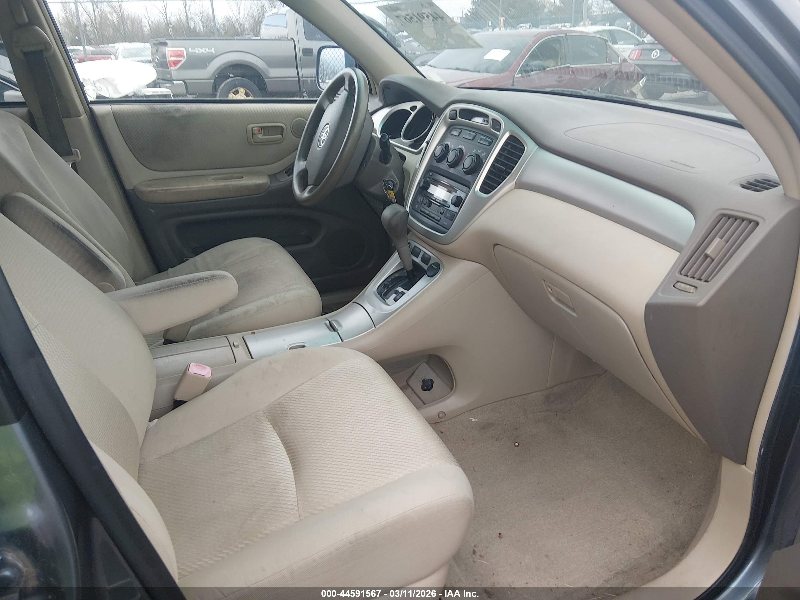 TOYOTA HIGHLANDER image 5