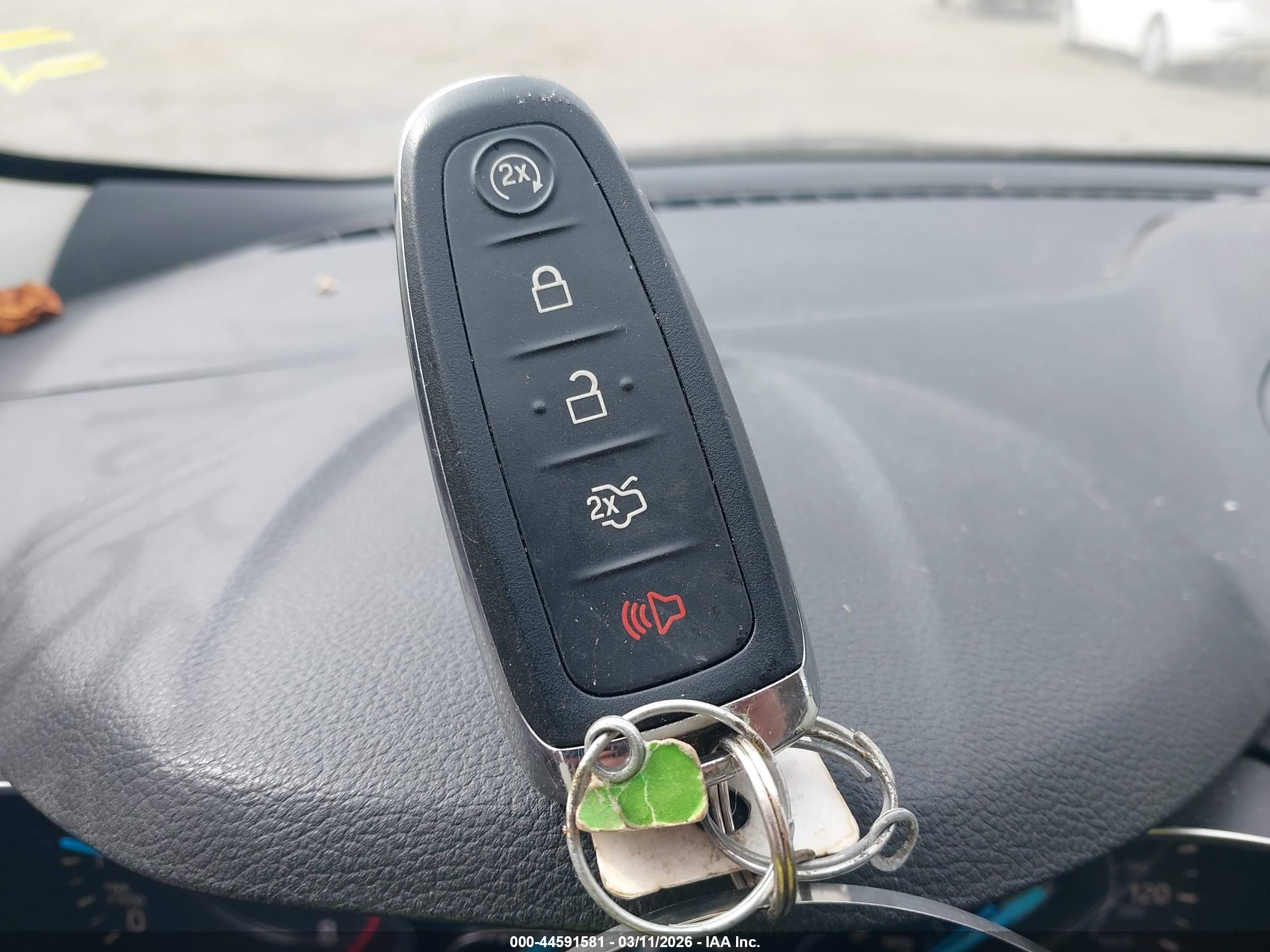FORD ESCAPE image 11