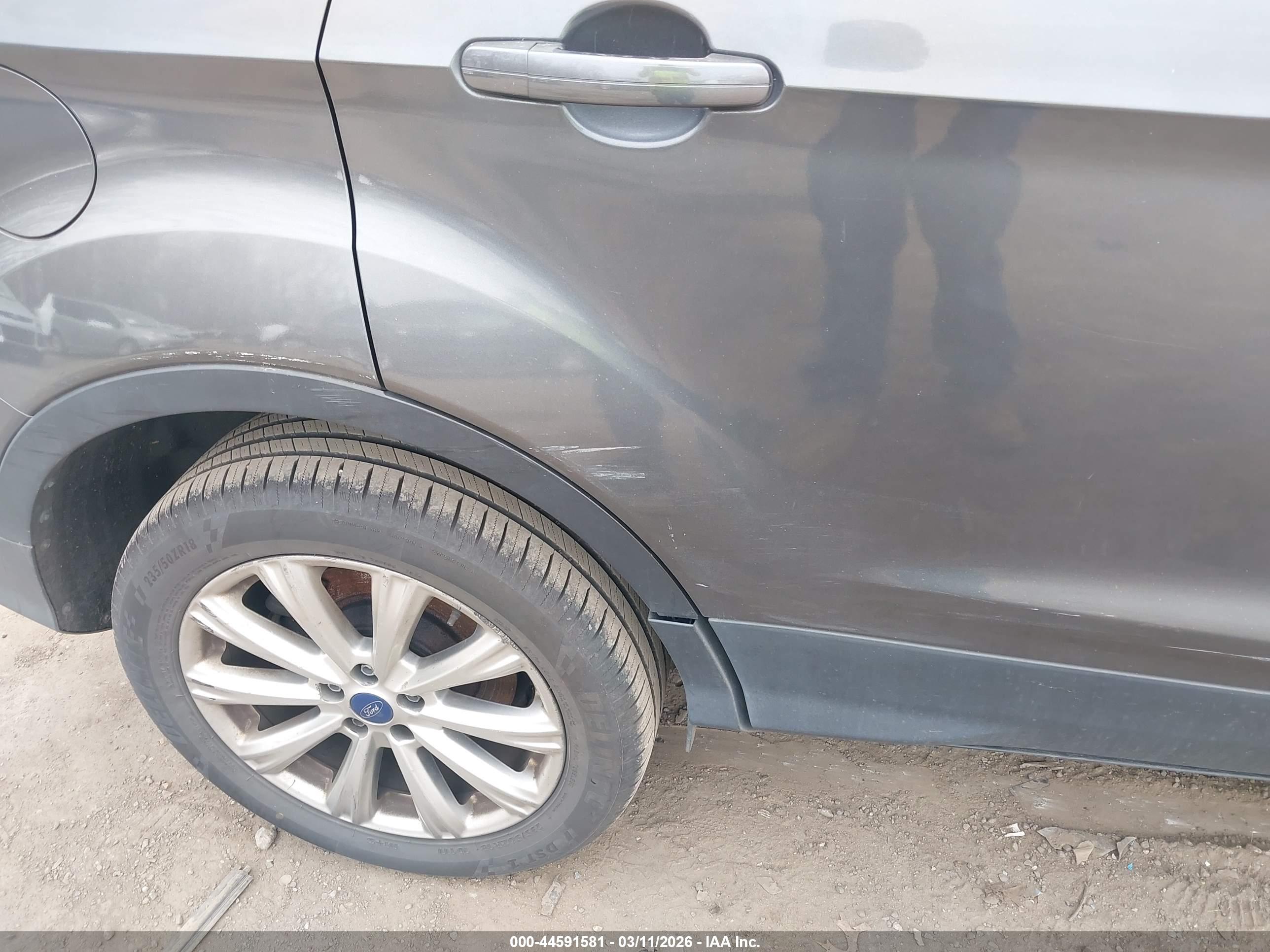FORD ESCAPE image 6