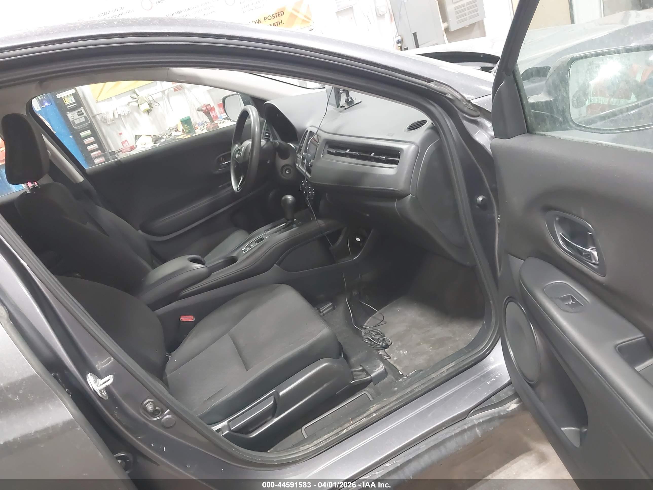 HONDA HR-V image 5
