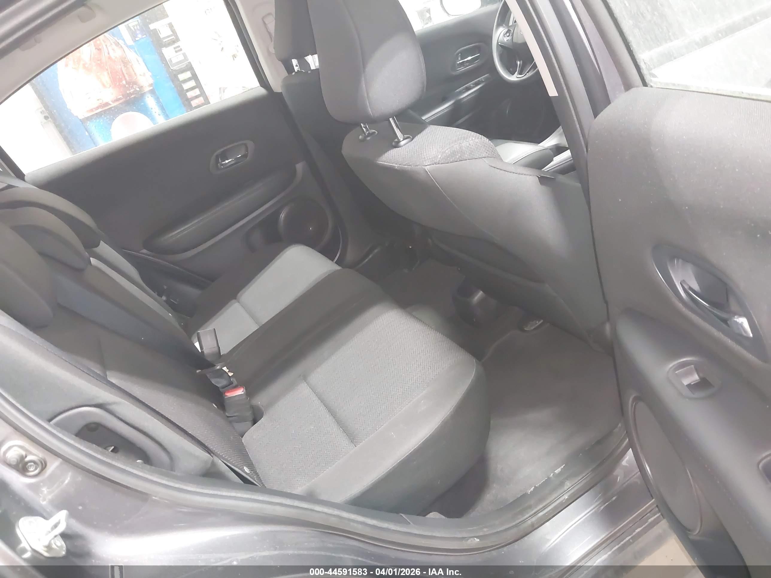 HONDA HR-V image 8