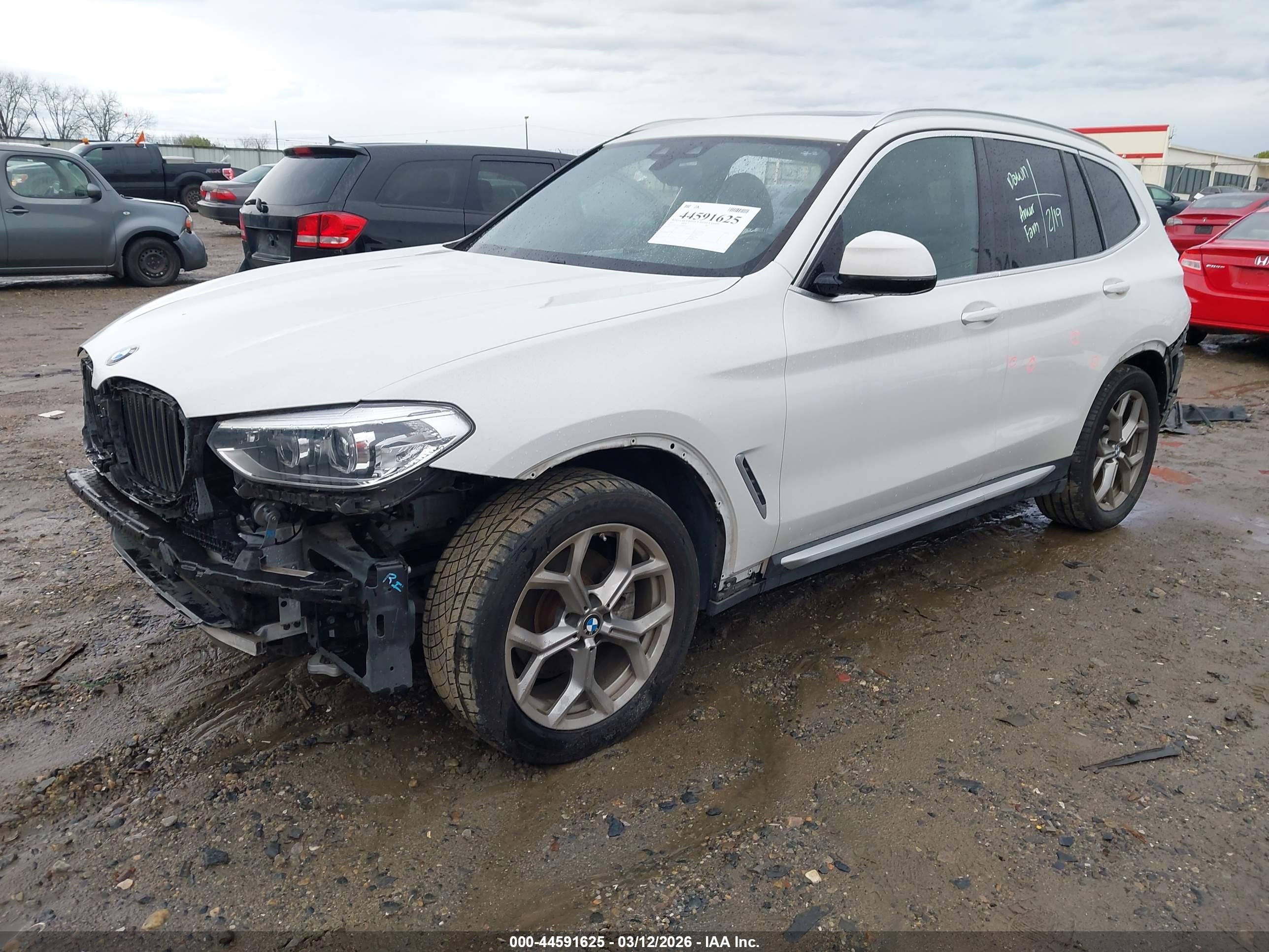 BMW X3 image 2