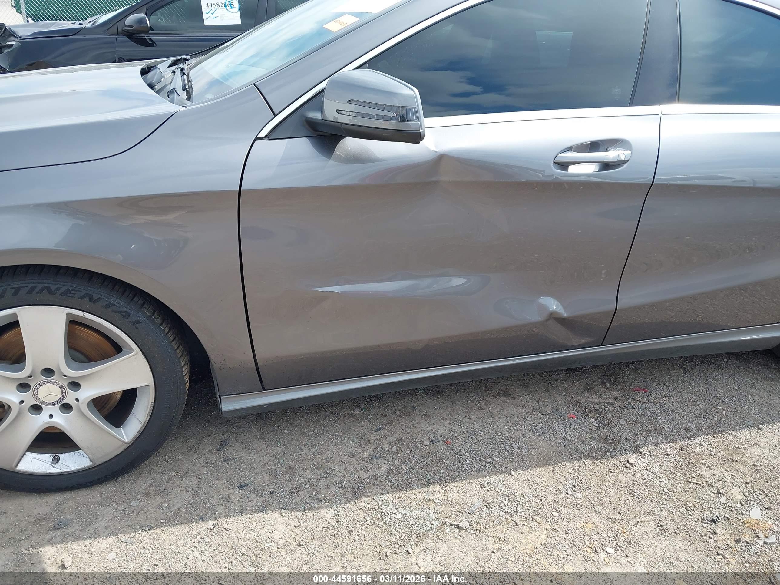 MERCEDES-BENZ CLA image 6