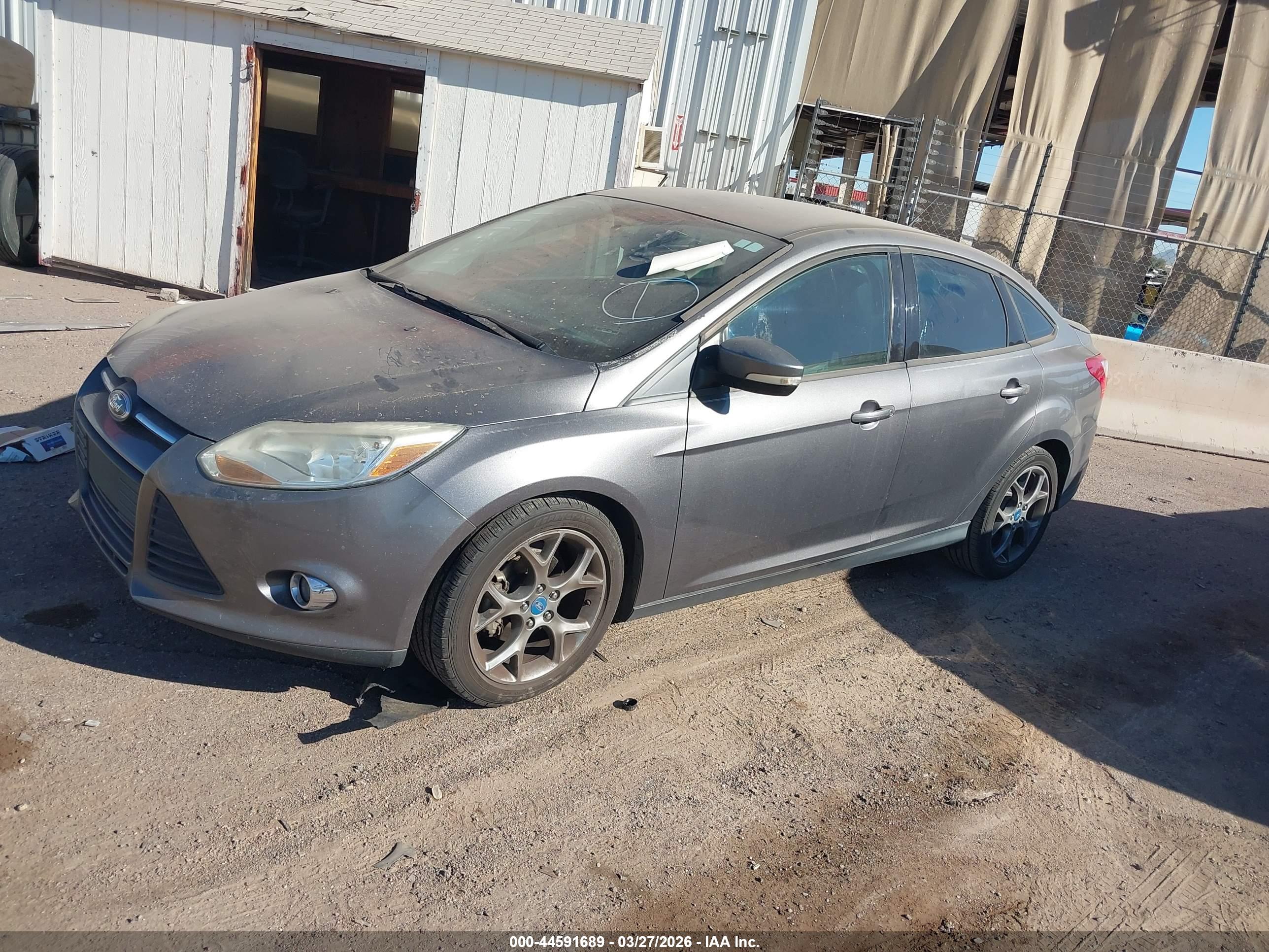 FORD FOCUS image 2