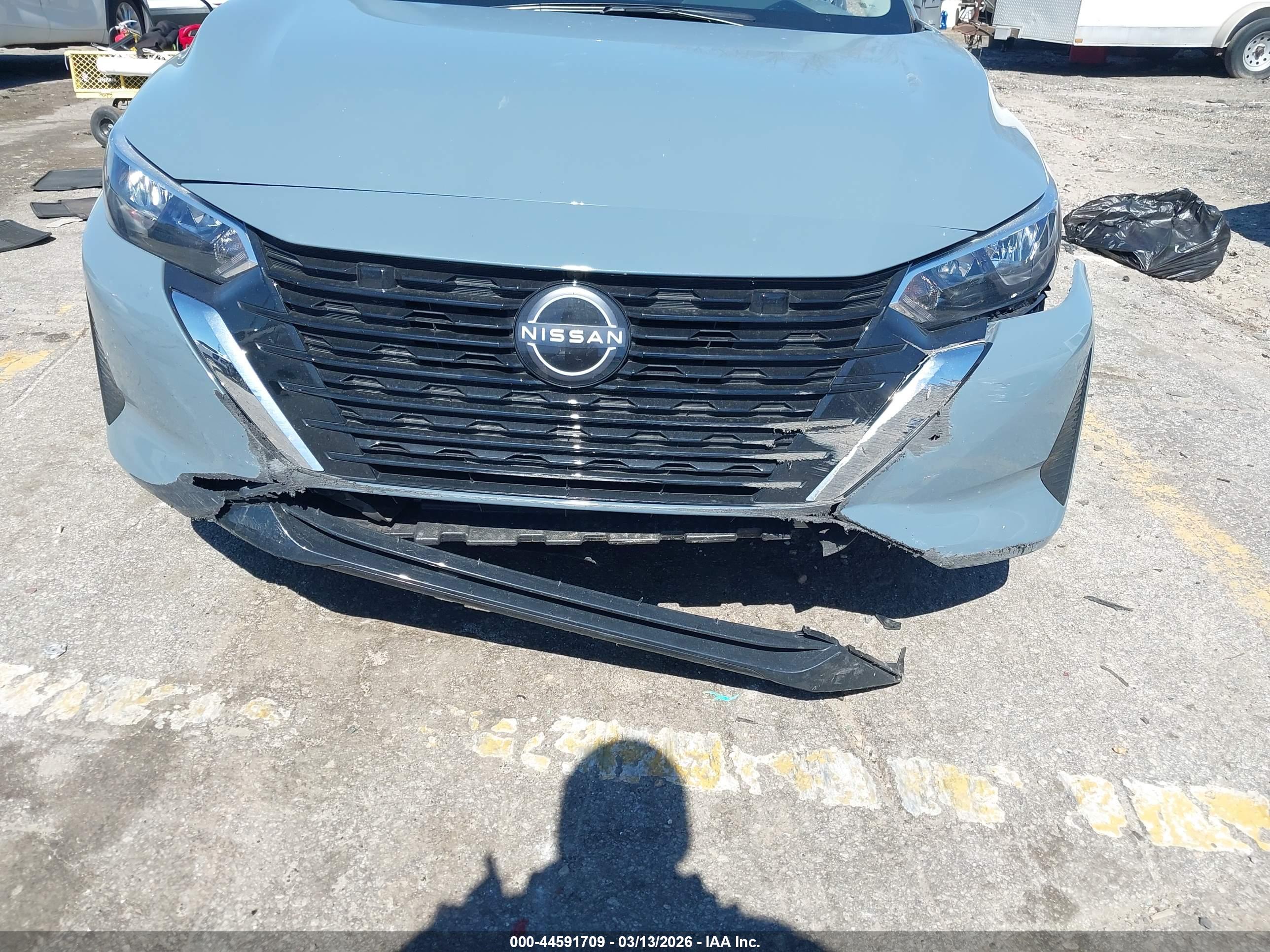 NISSAN SENTRA image 6