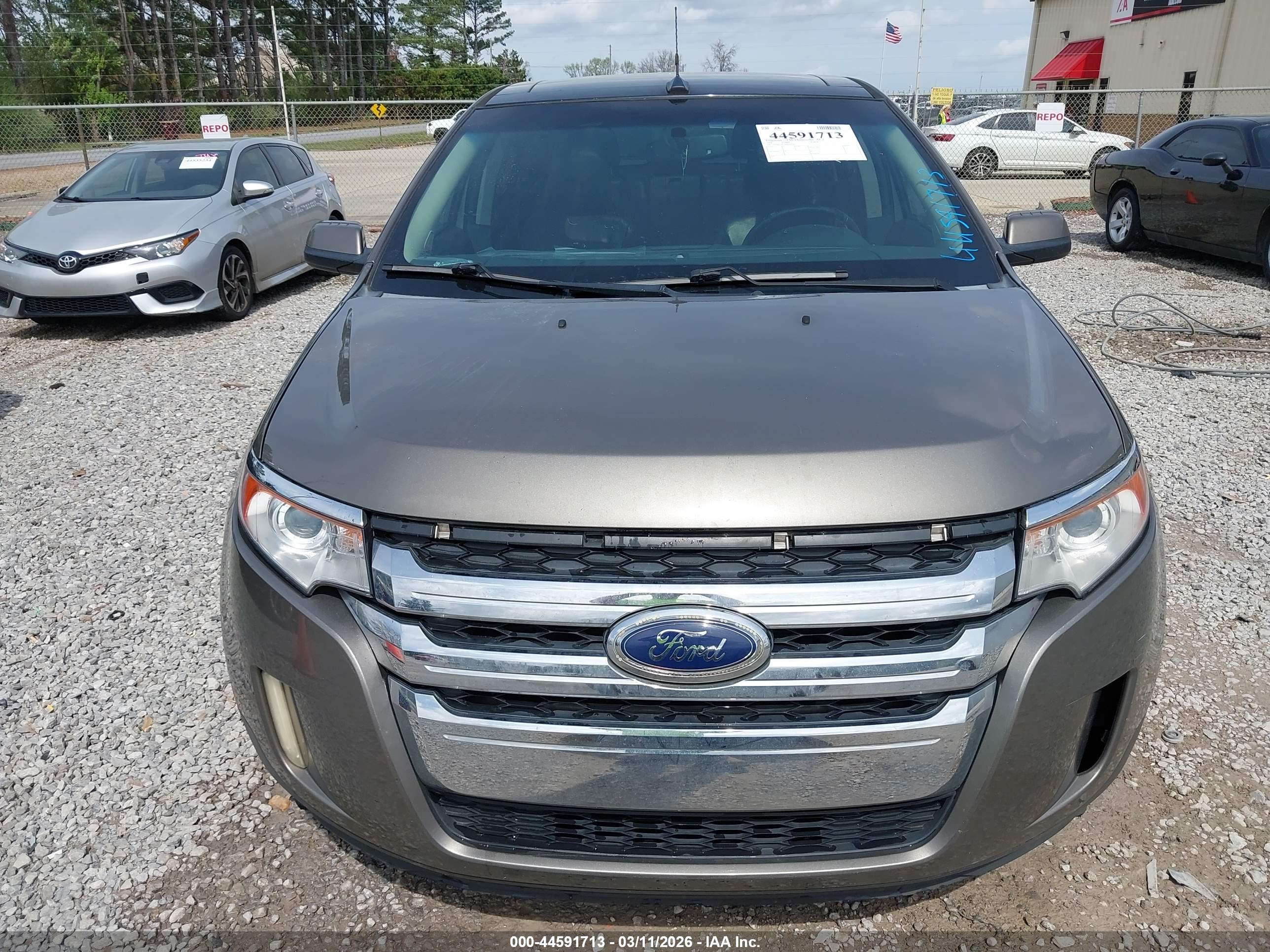 FORD EDGE image 6