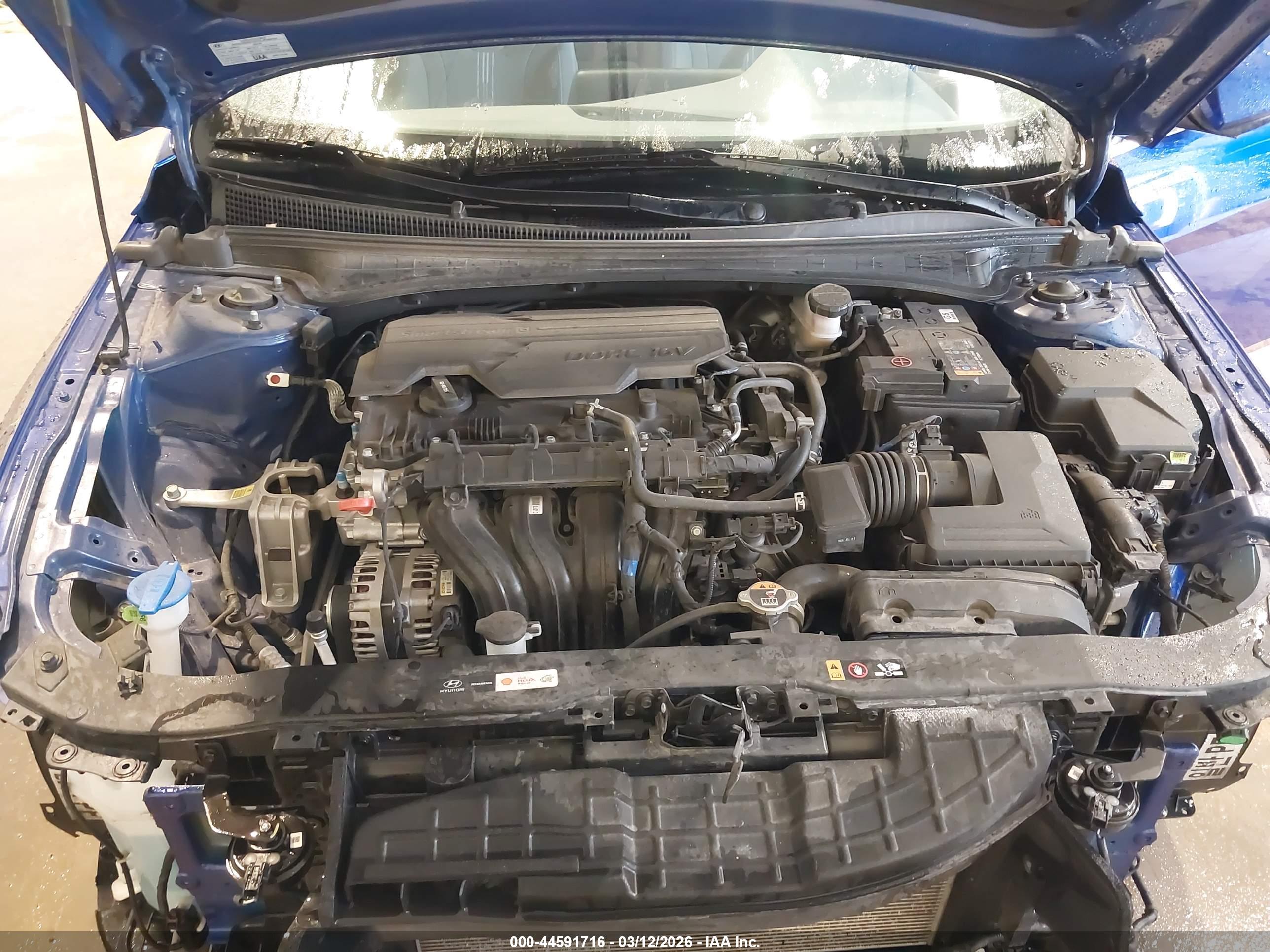 HYUNDAI ELANTRA image 10