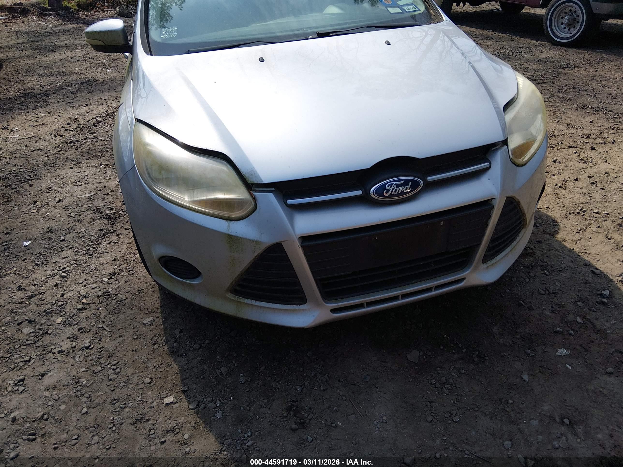 FORD FOCUS image 6