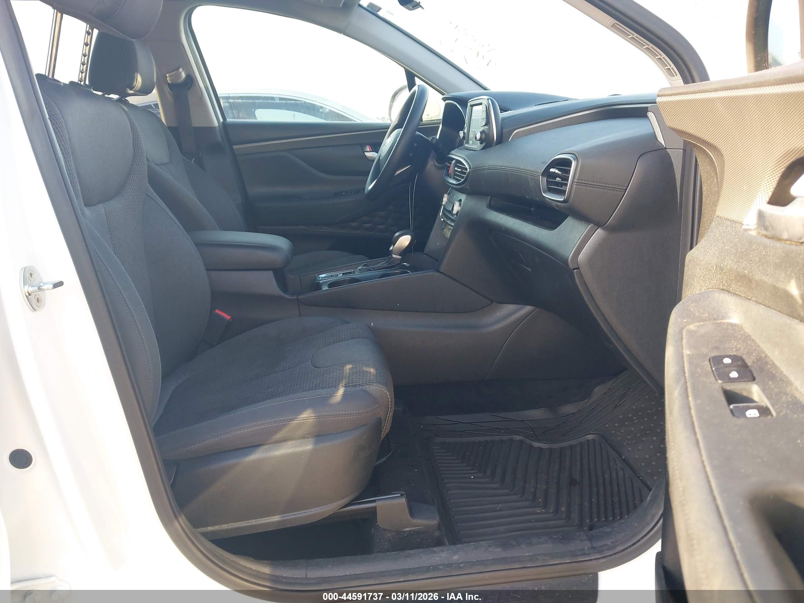 HYUNDAI SANTA image 5