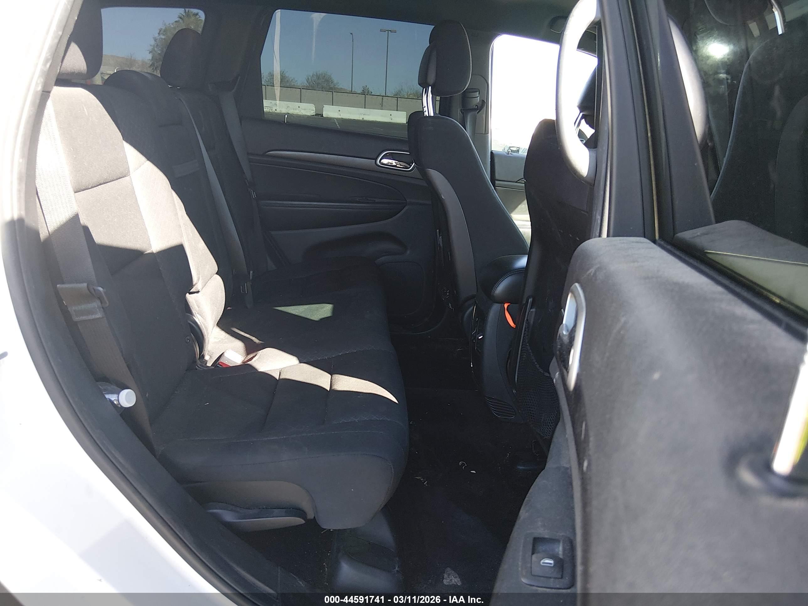 JEEP GRAND image 8