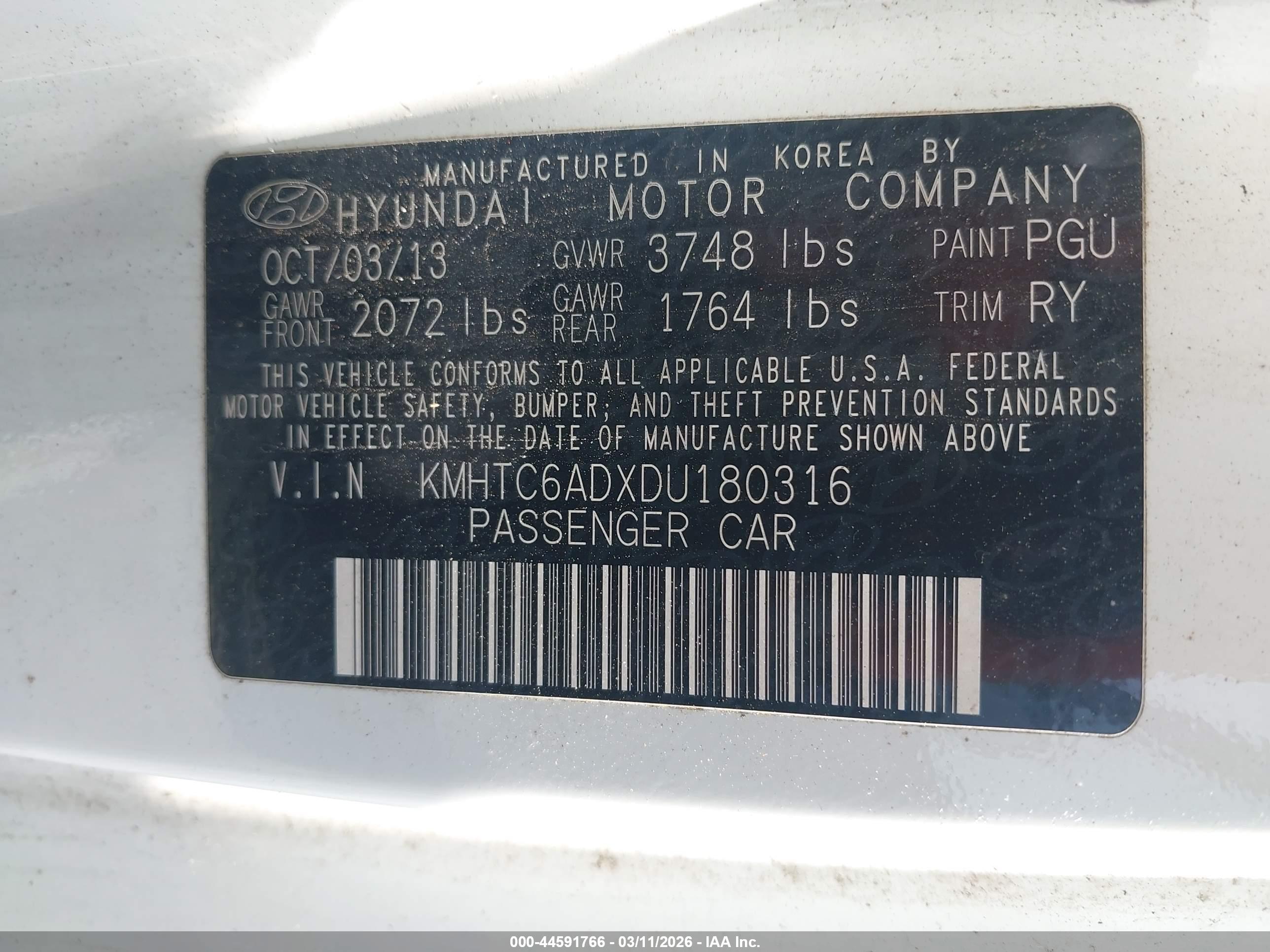 HYUNDAI VELOSTER image 9