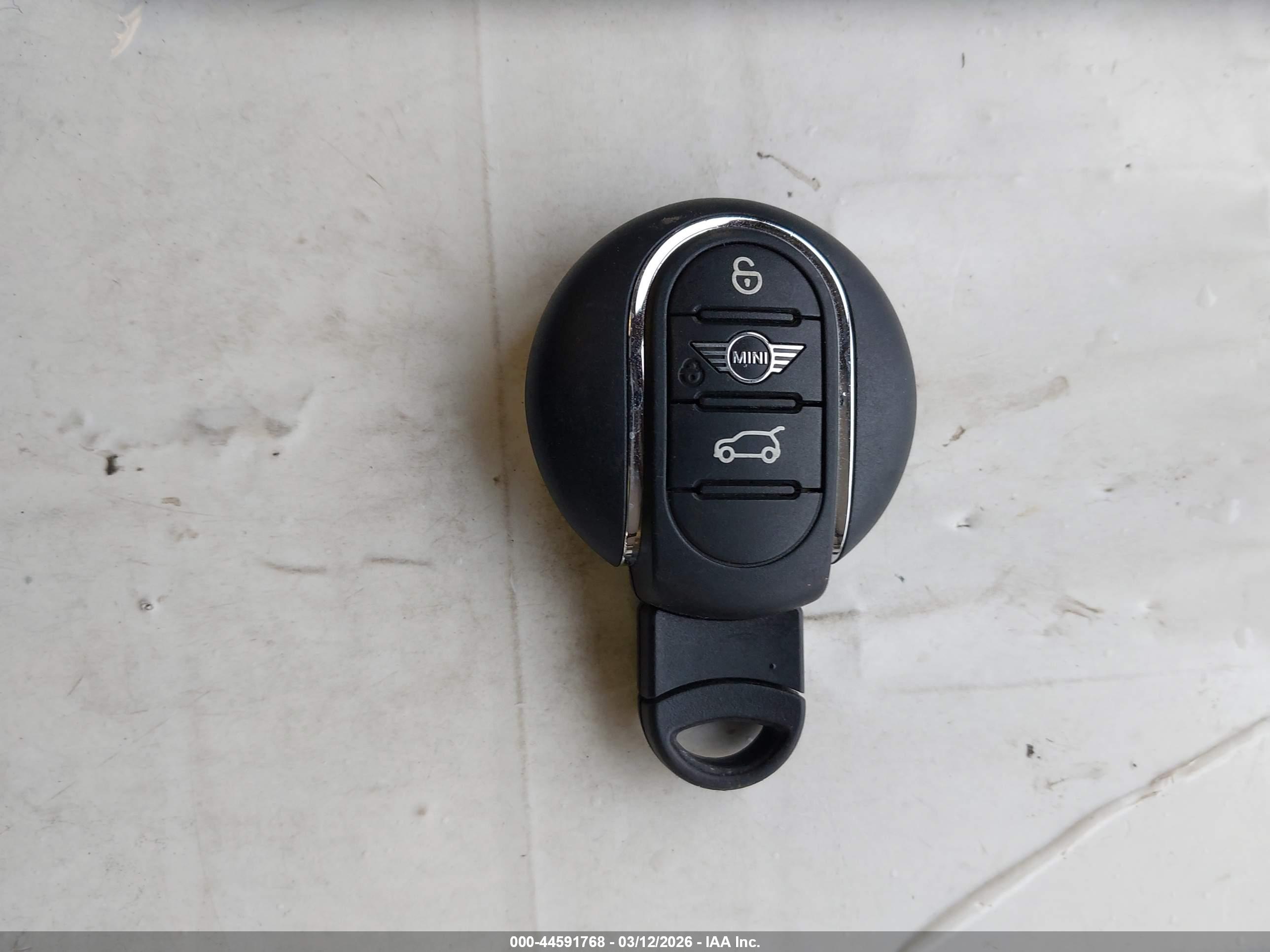 MINI CLUBMAN image 11