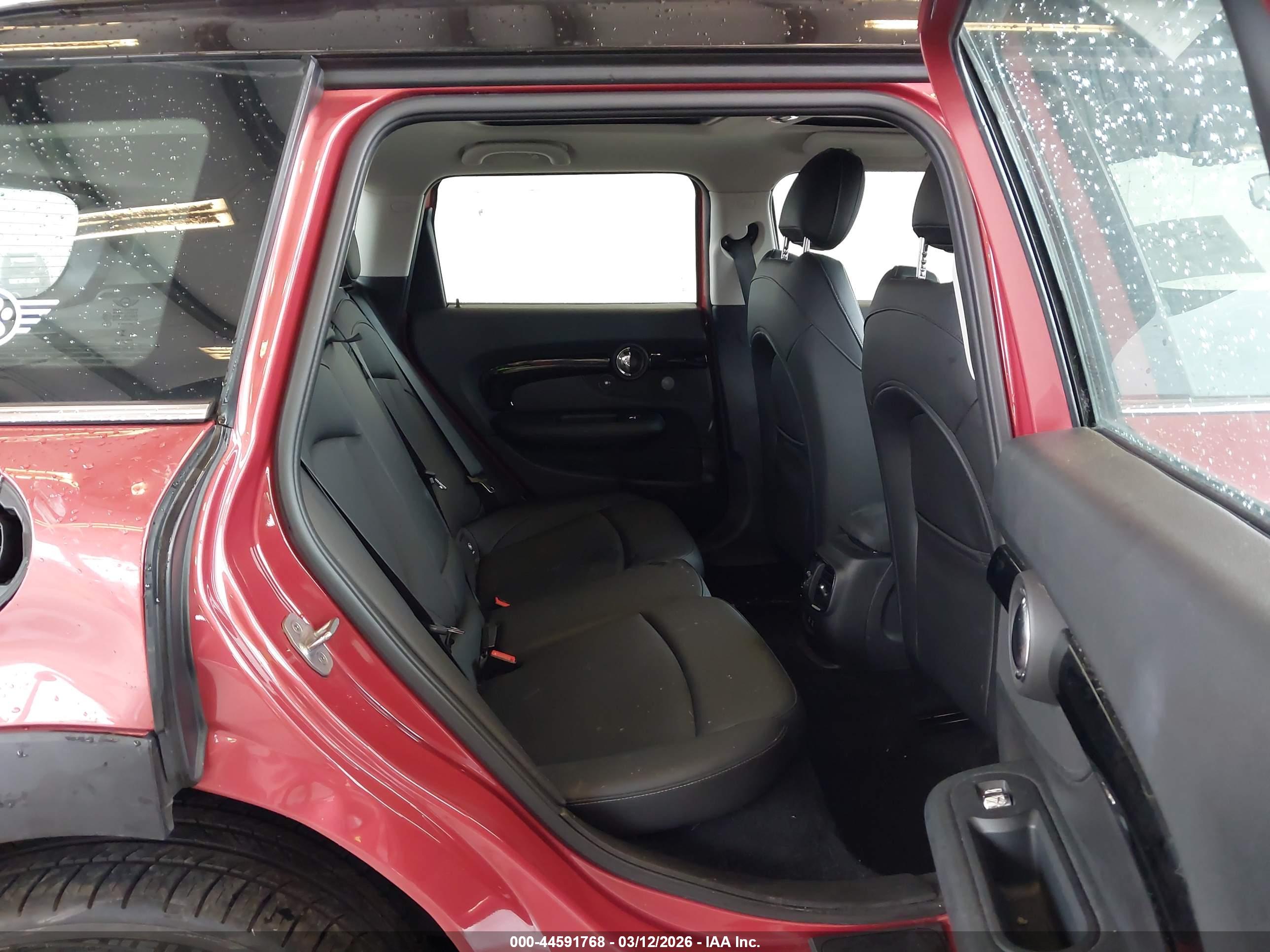 MINI CLUBMAN image 8
