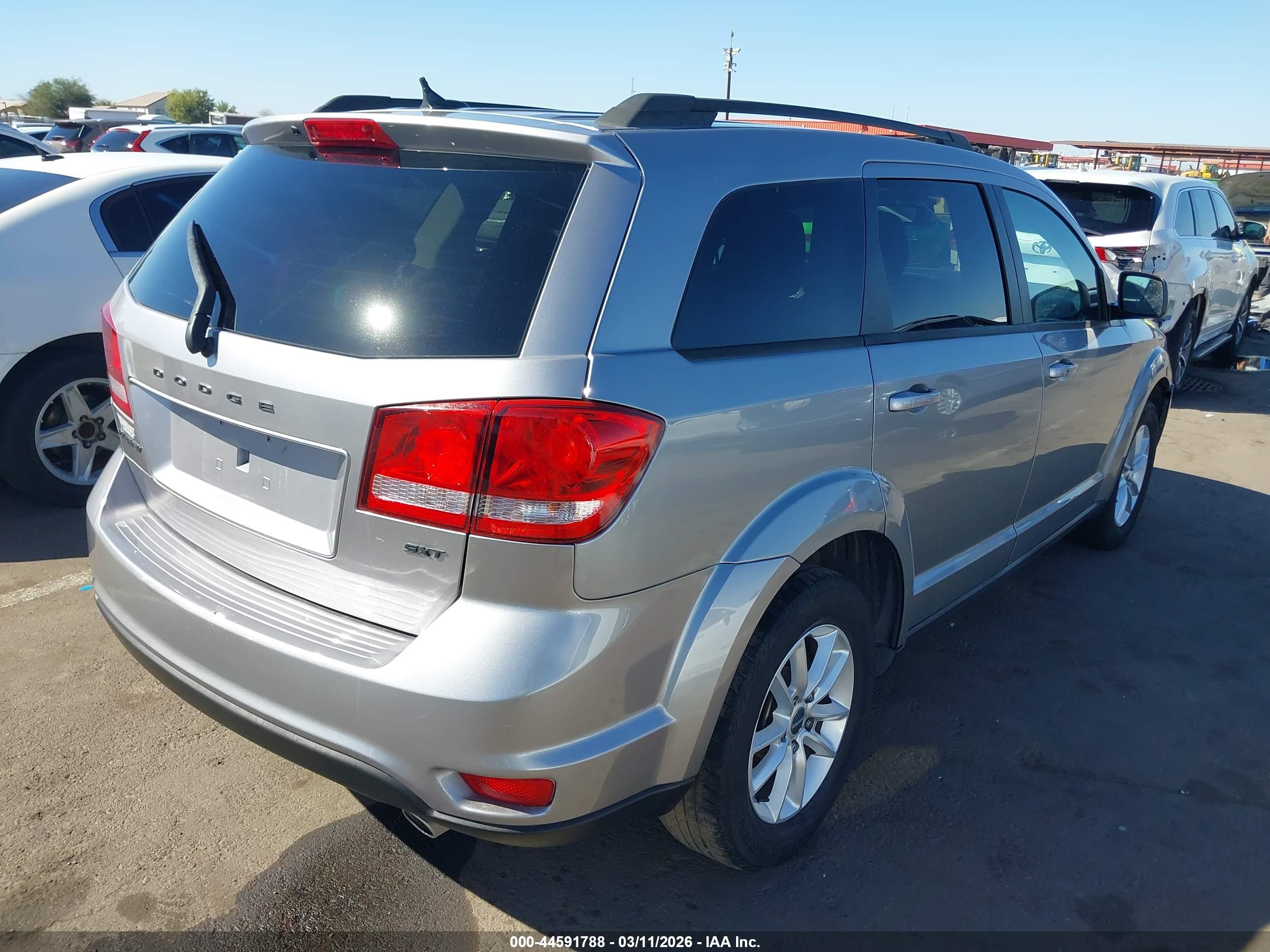 DODGE JOURNEY image 4