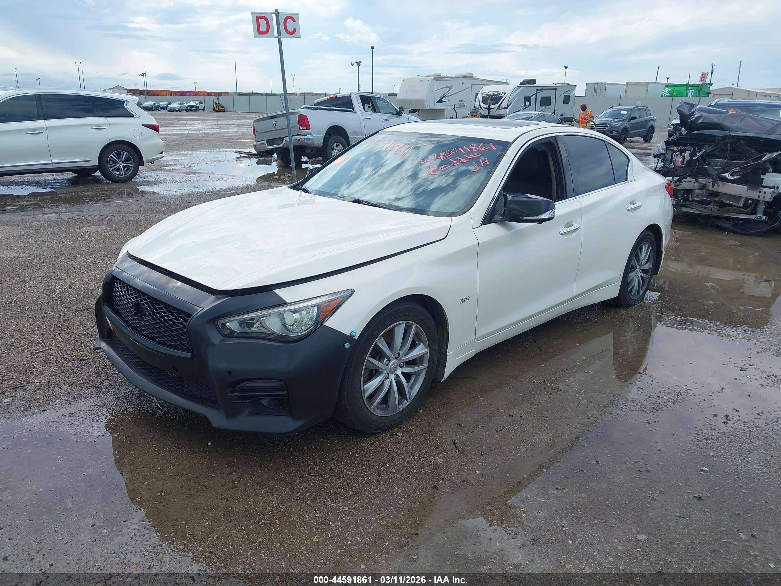 INFINITI Q50 image 2
