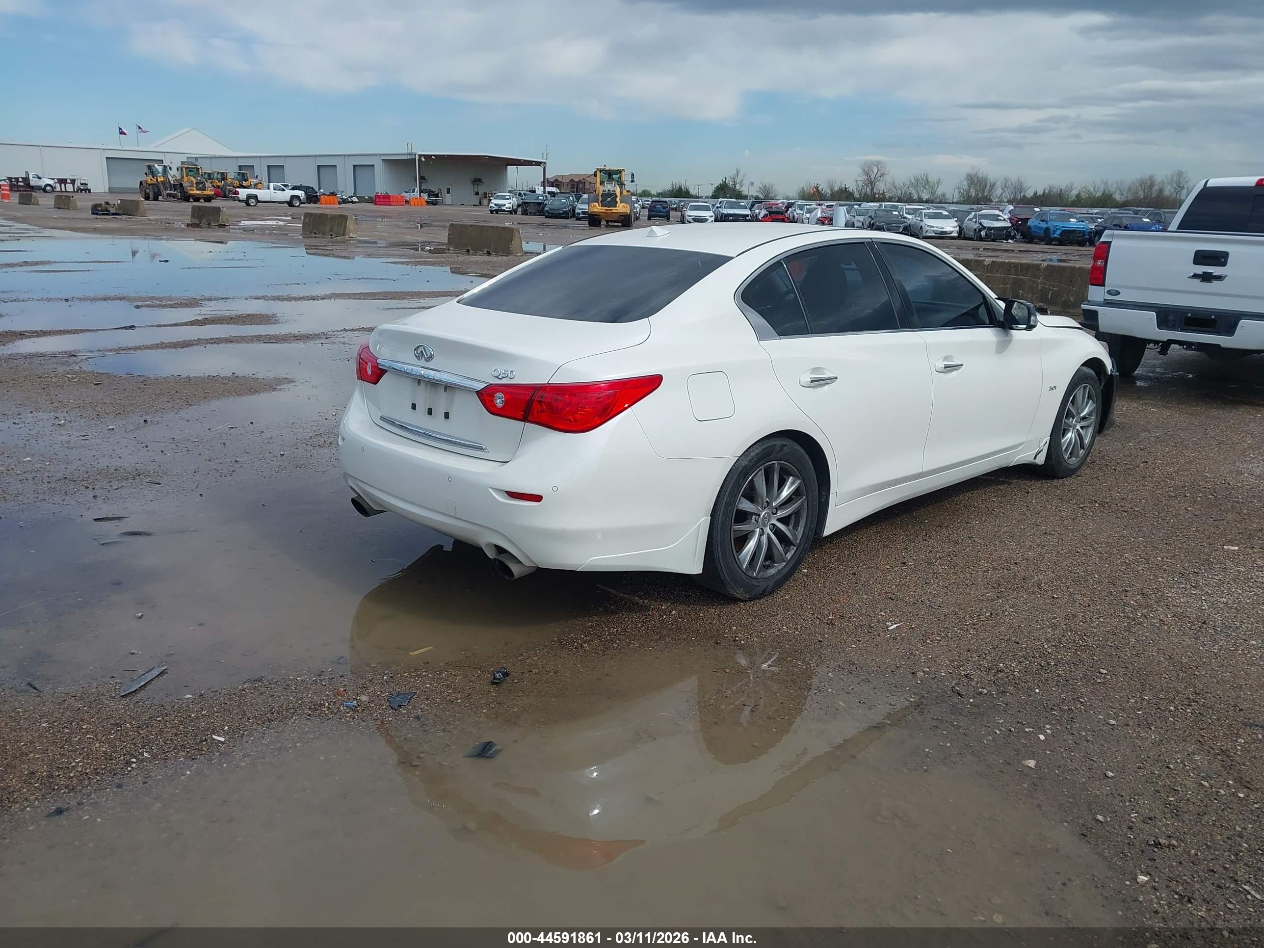 INFINITI Q50 image 4