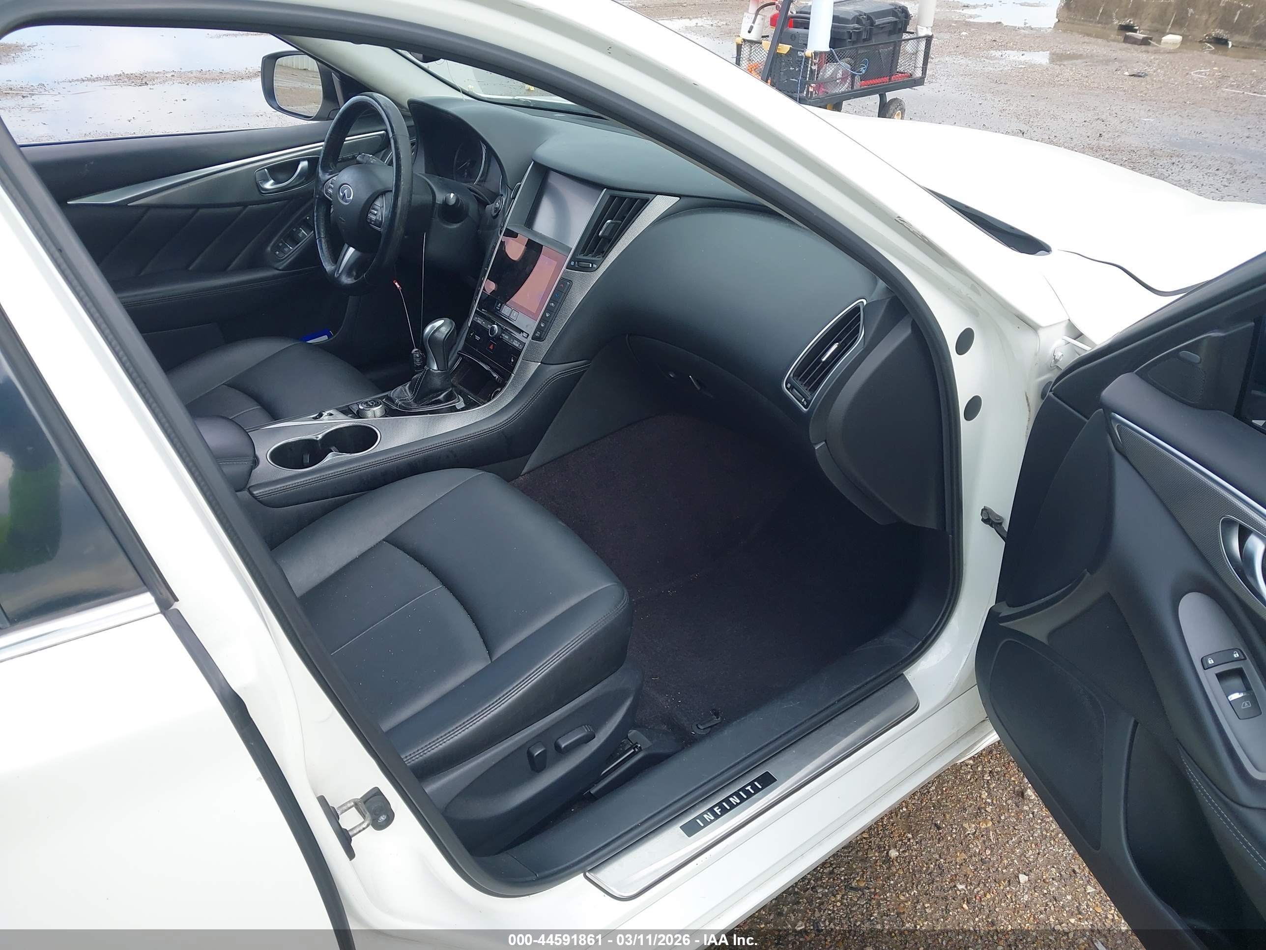 INFINITI Q50 image 5