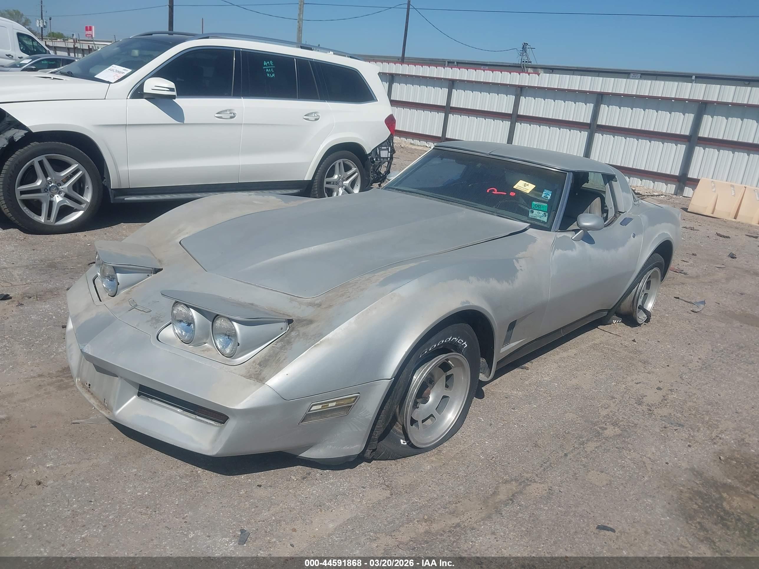 CHEVROLET CORVETTE image 2