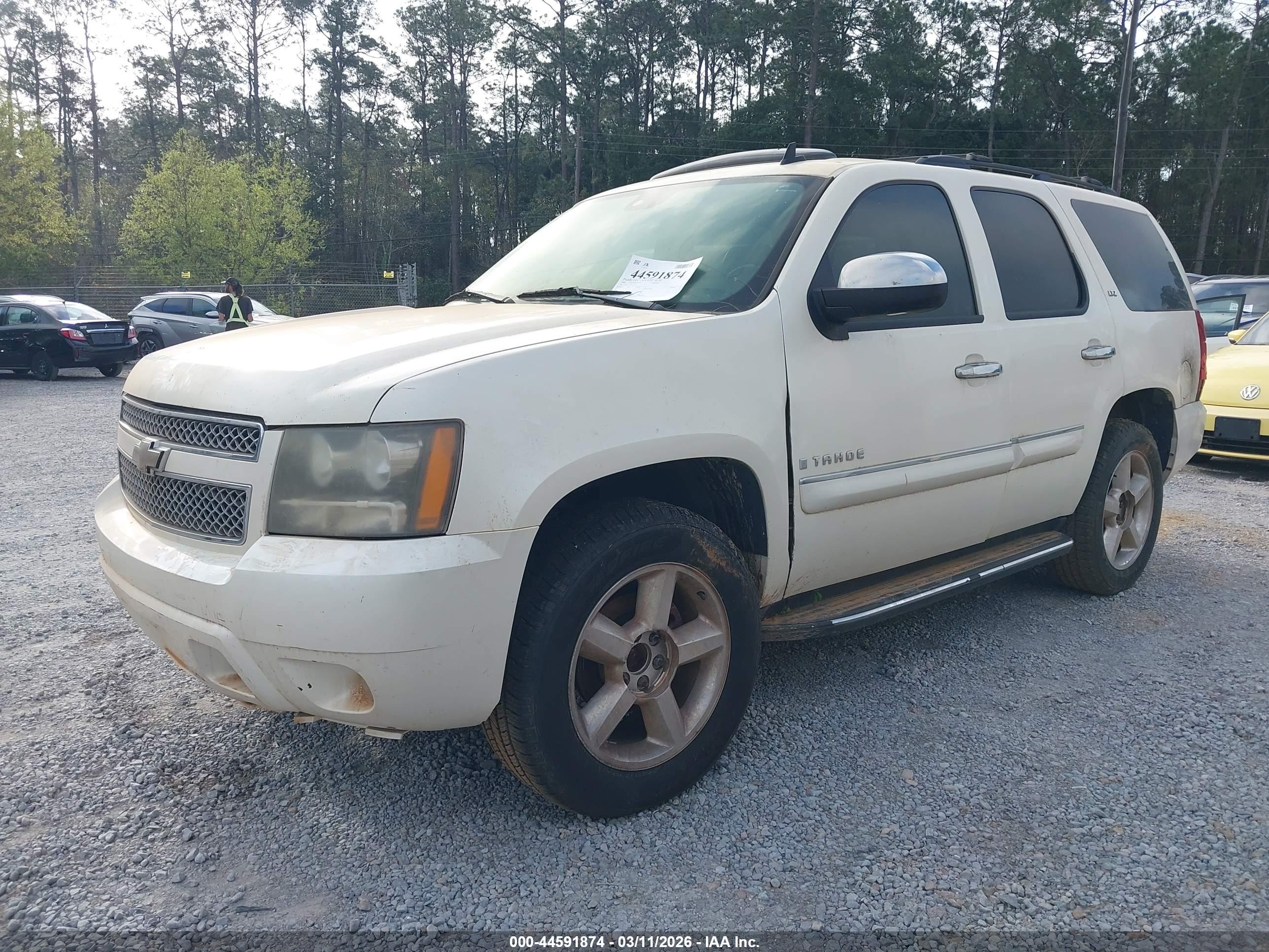 CHEVROLET TAHOE image 2