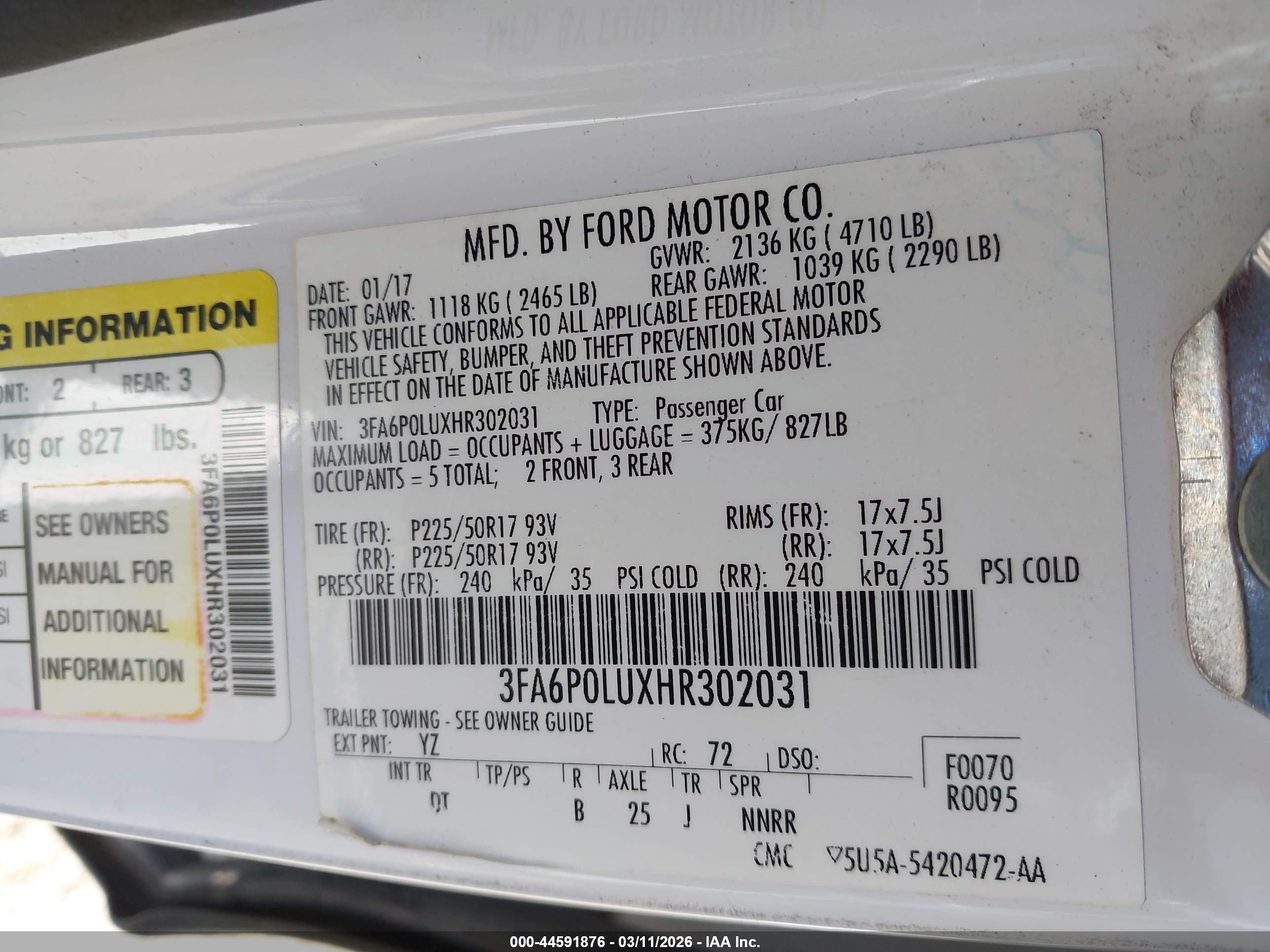FORD FUSION image 9
