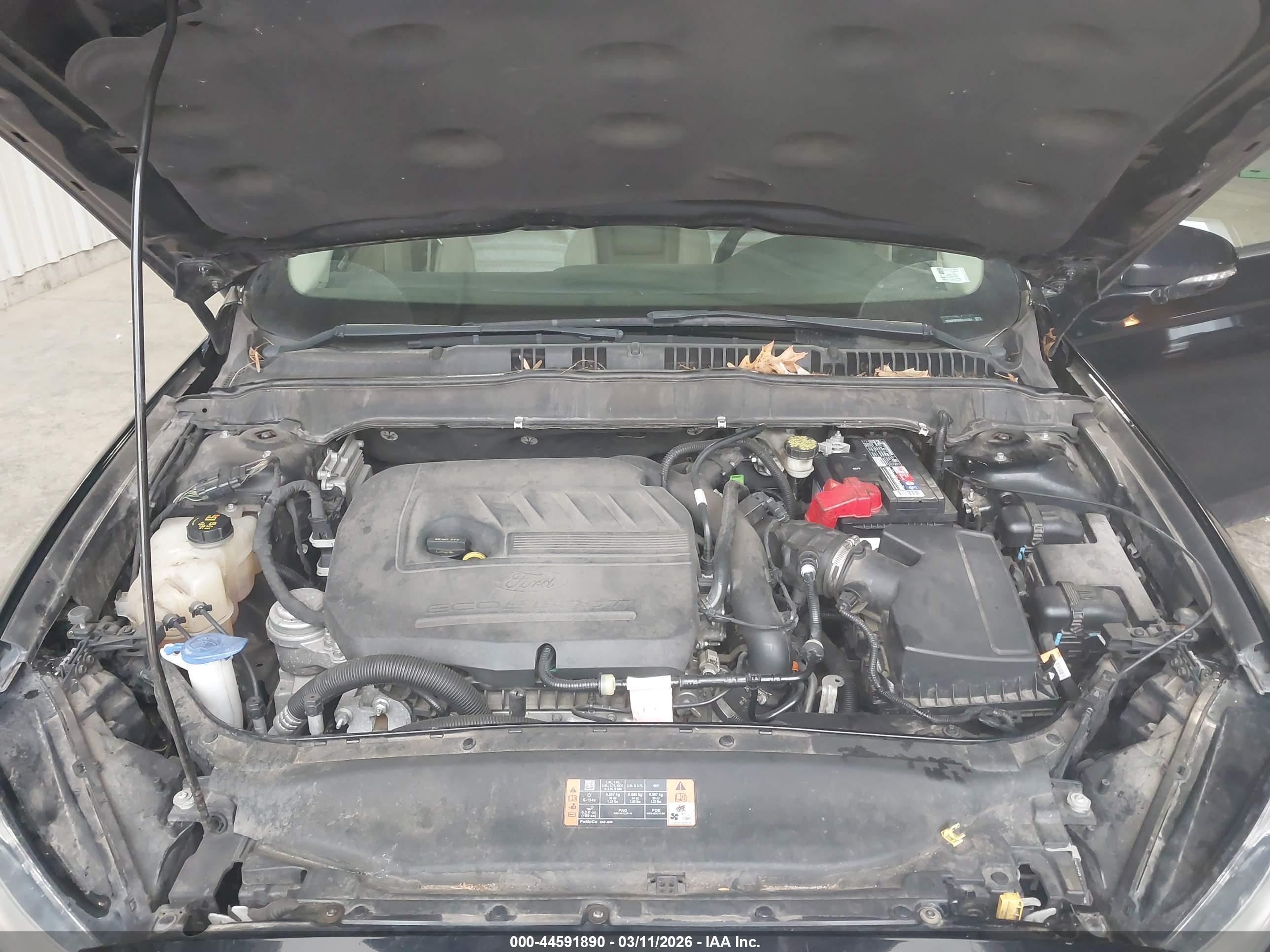 FORD FUSION image 10