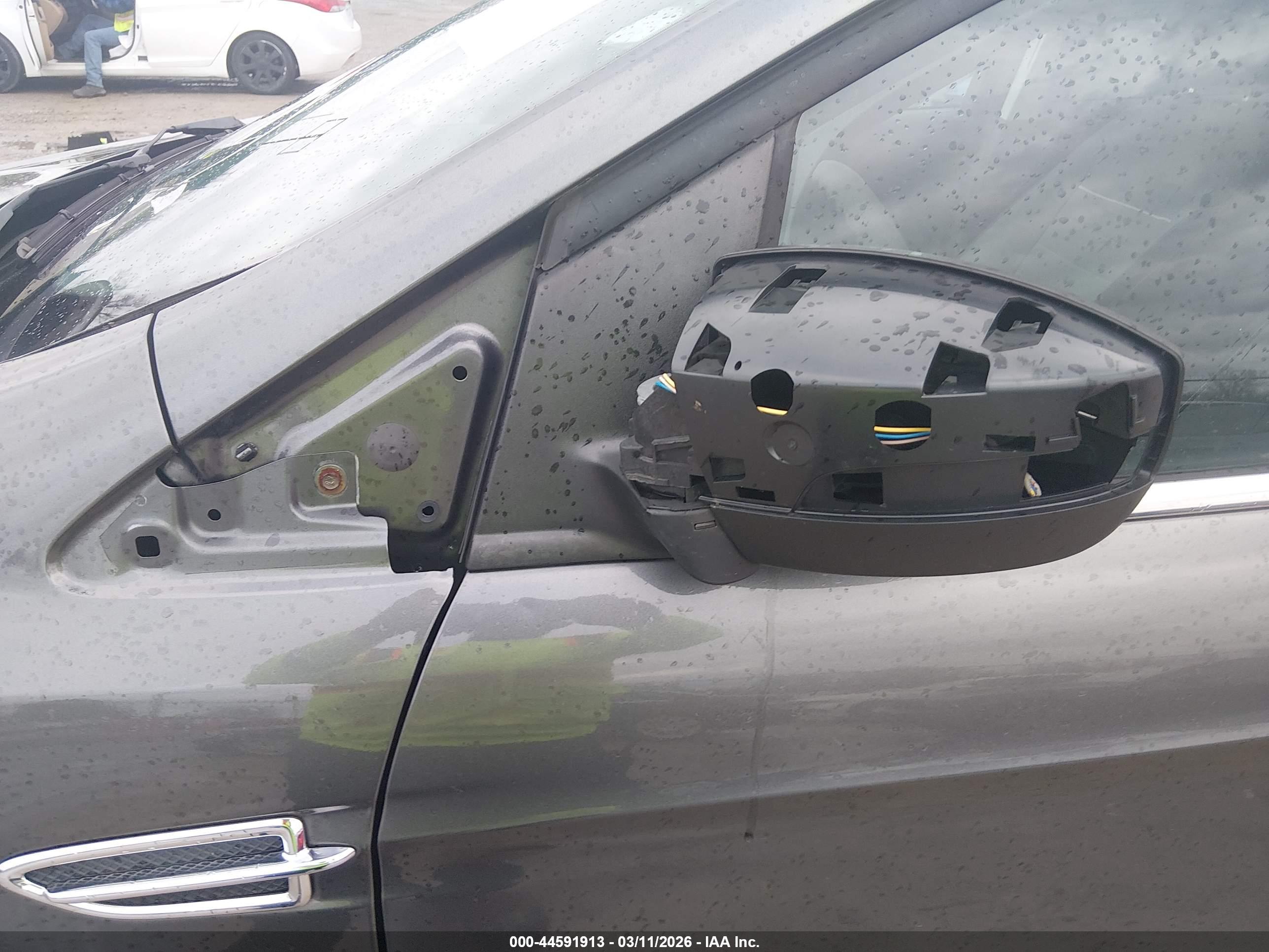 FORD ESCAPE image 6