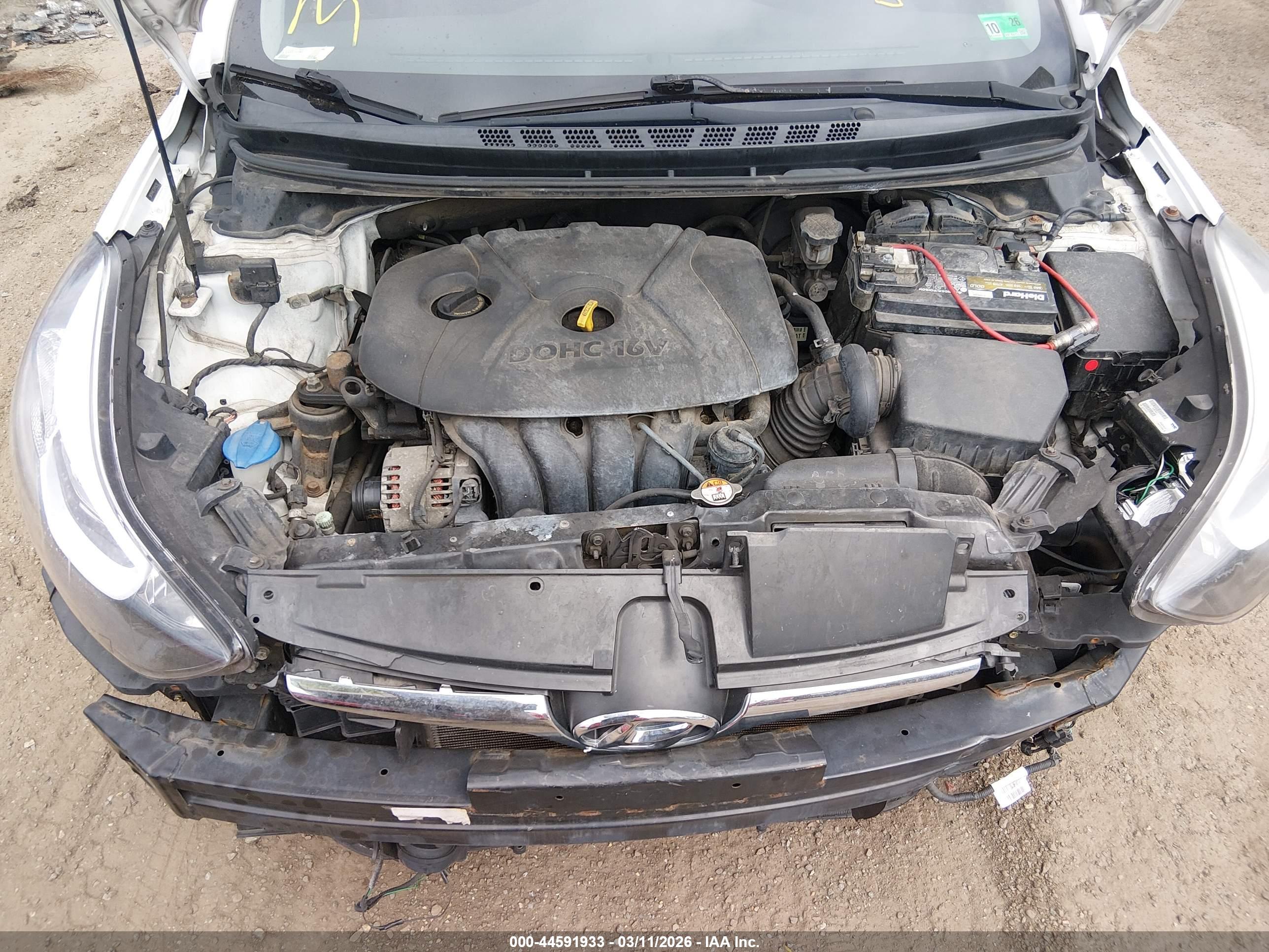 HYUNDAI ELANTRA image 10