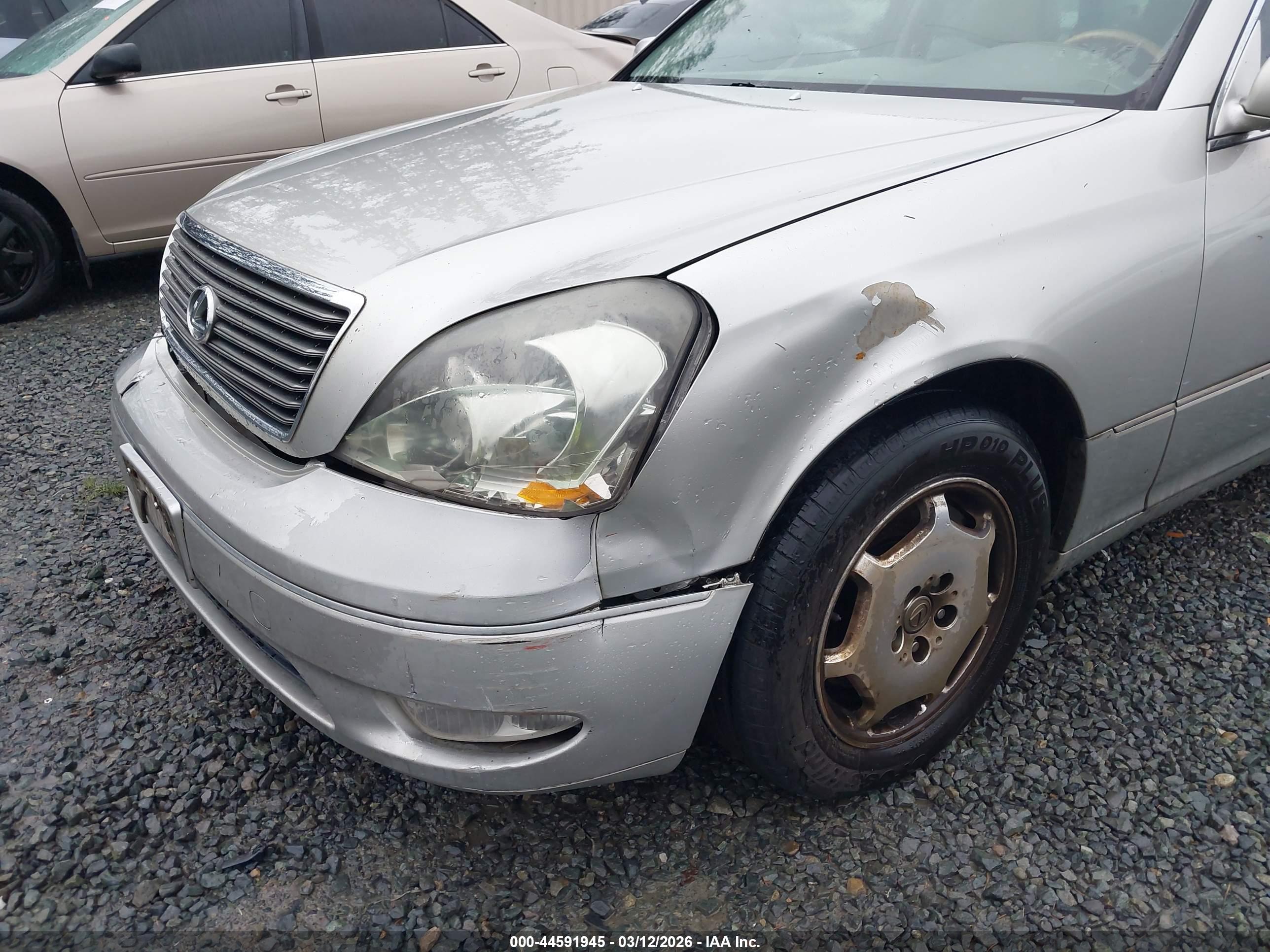 LEXUS LS image 6