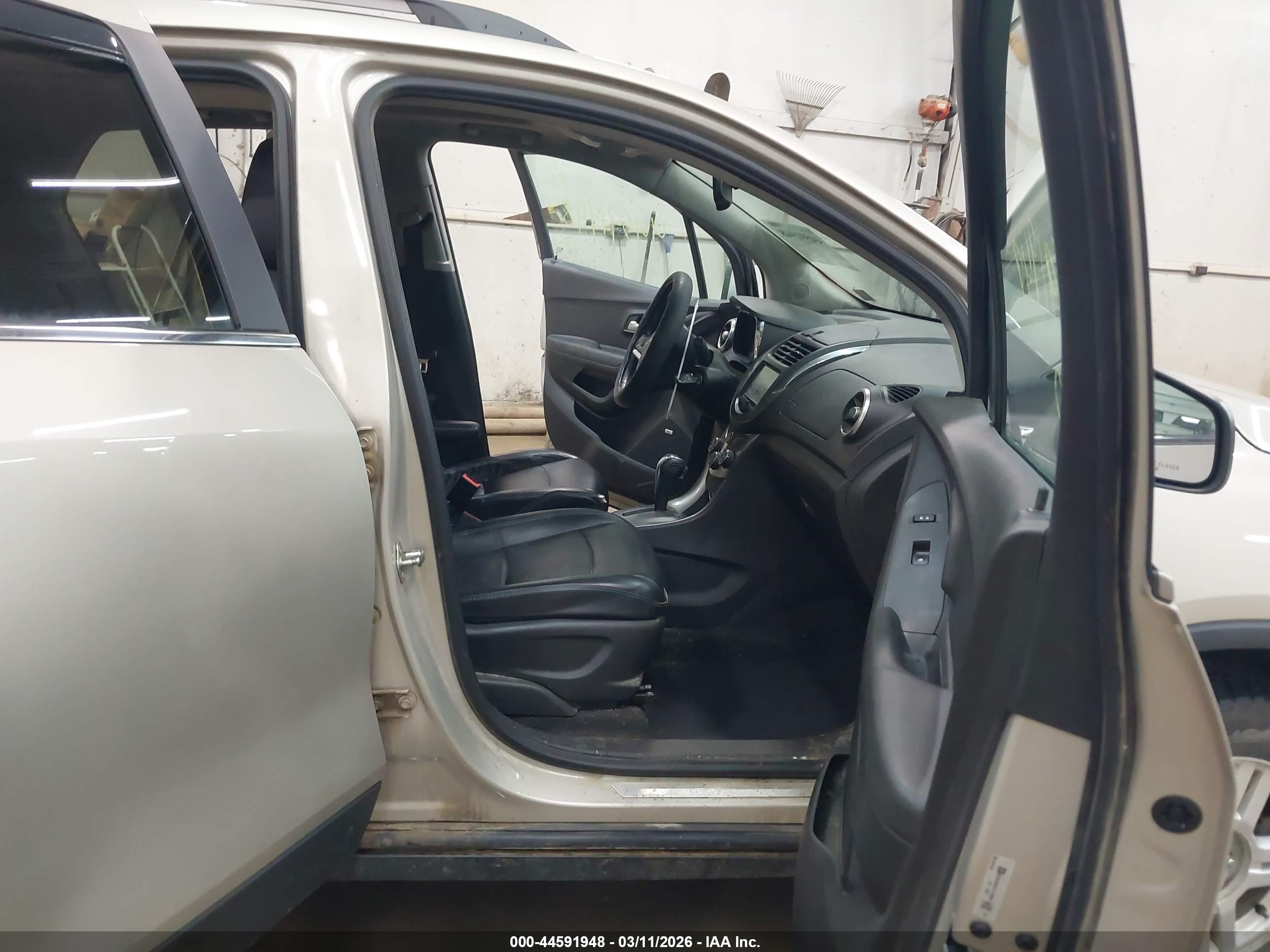 CHEVROLET TRAX image 5