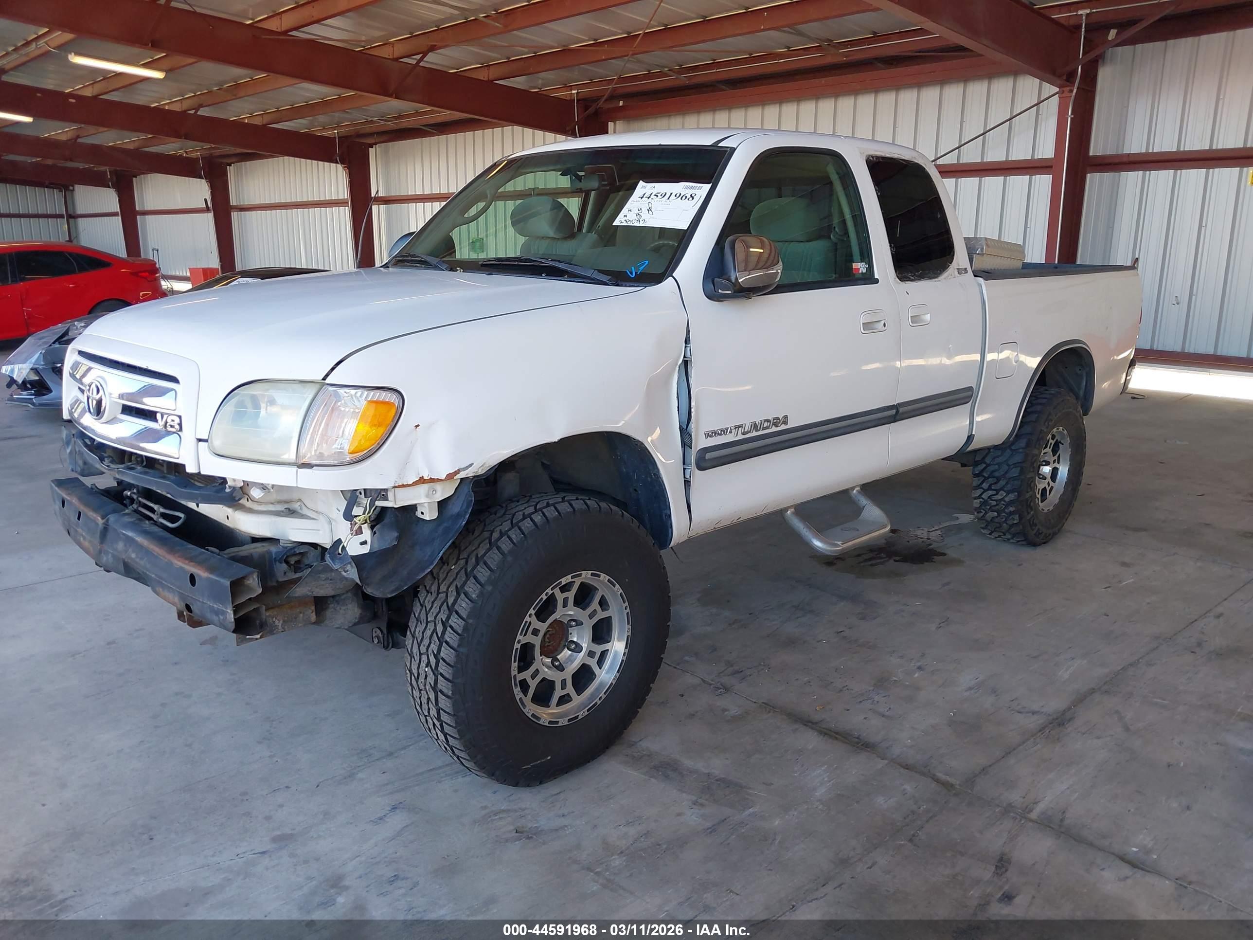 TOYOTA TUNDRA image 2